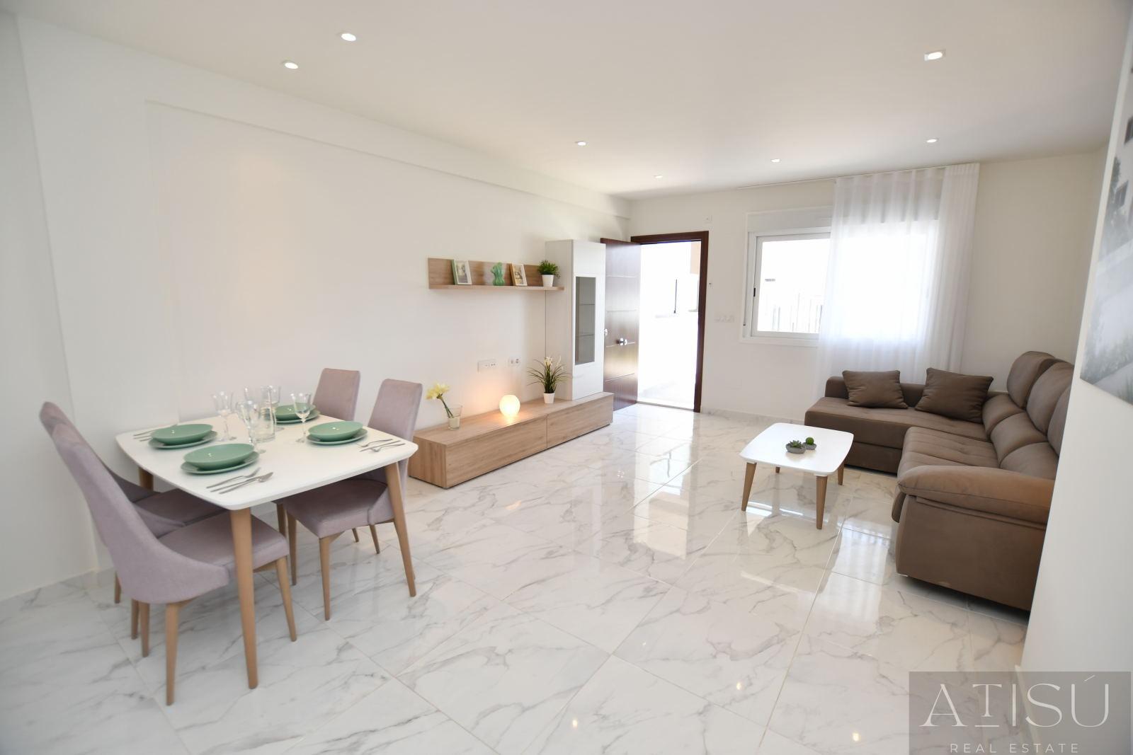Venta de bungalow en San miguel de salinas