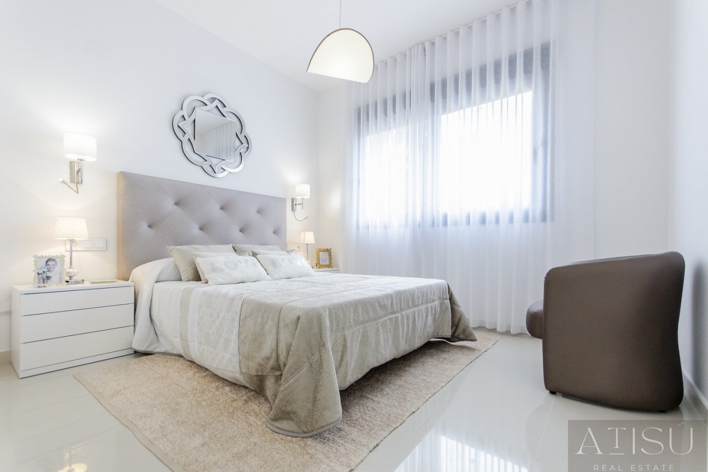 Venta de villa en San miguel de salinas