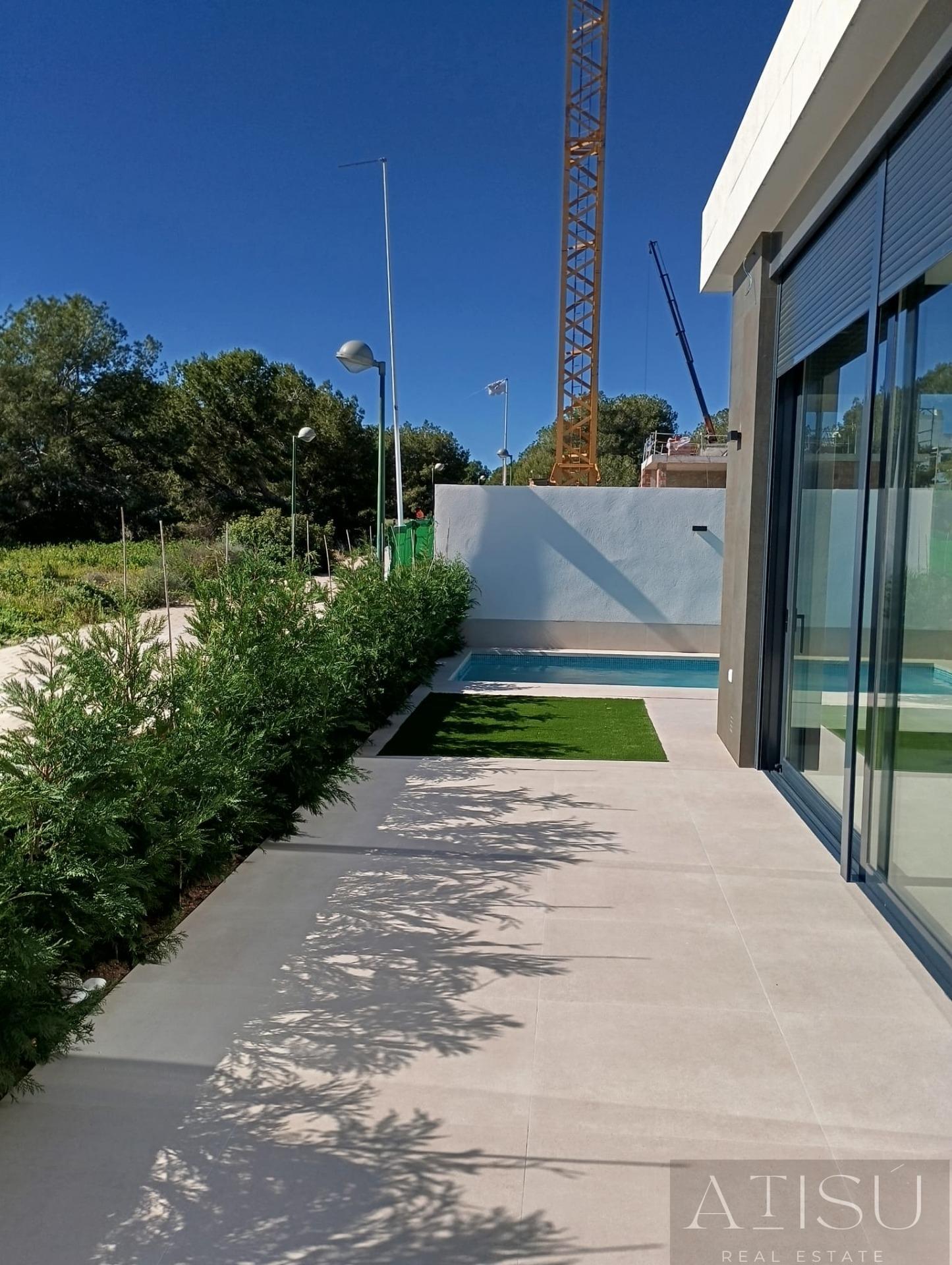Venta de villa en Pilar de la horadada