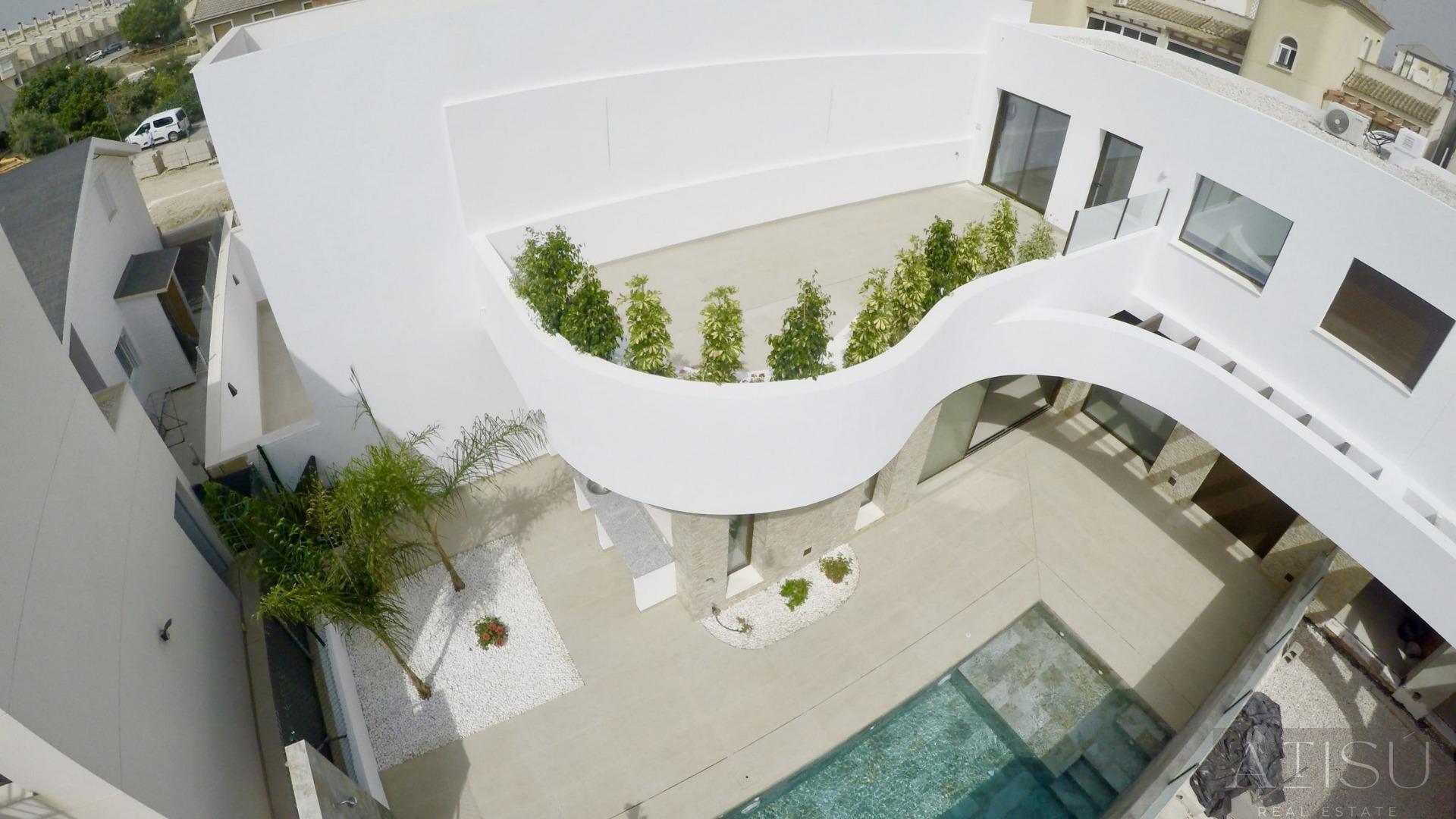 Venta de villa en Almoradi