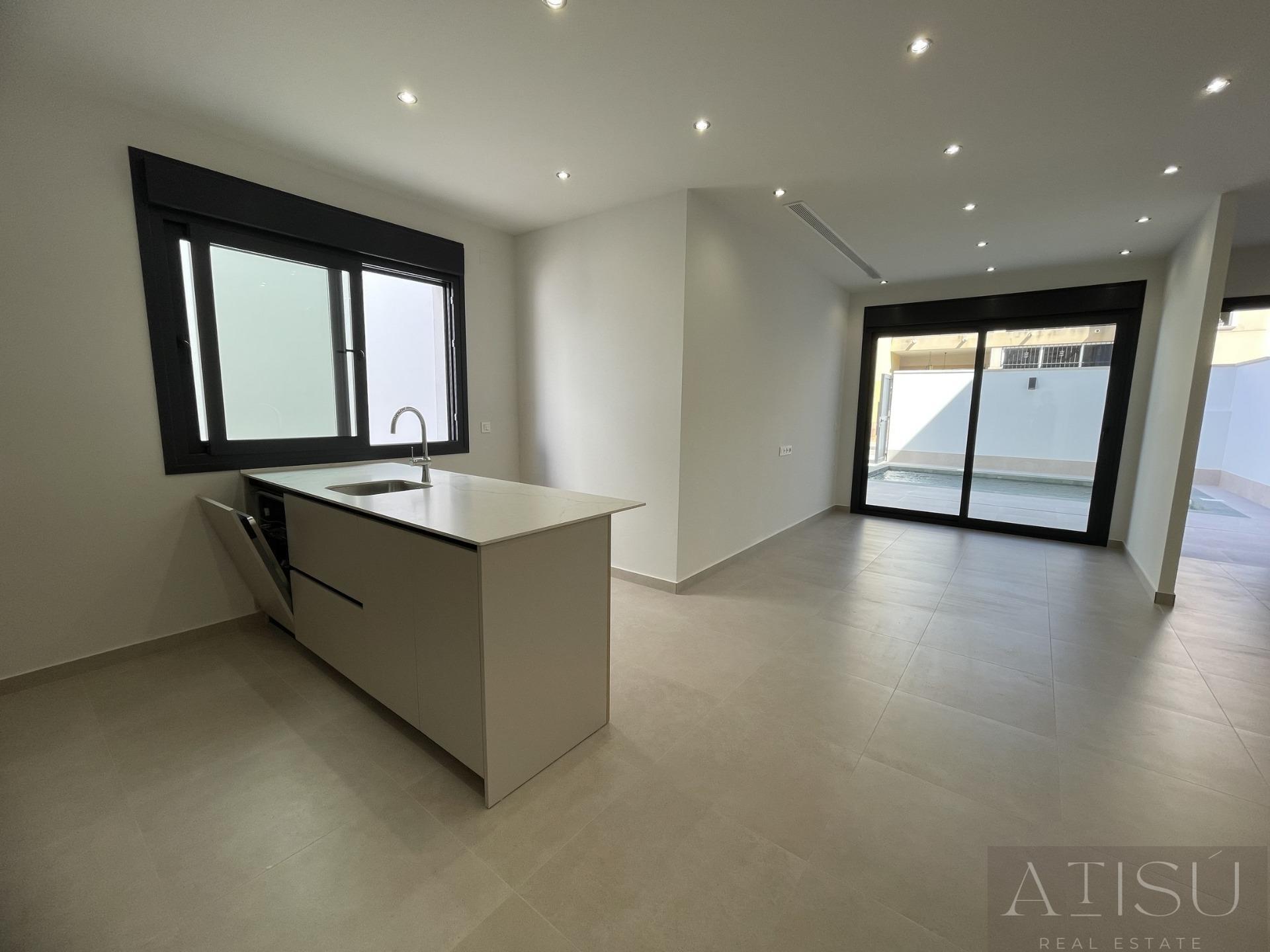 Venta de villa en Almoradi