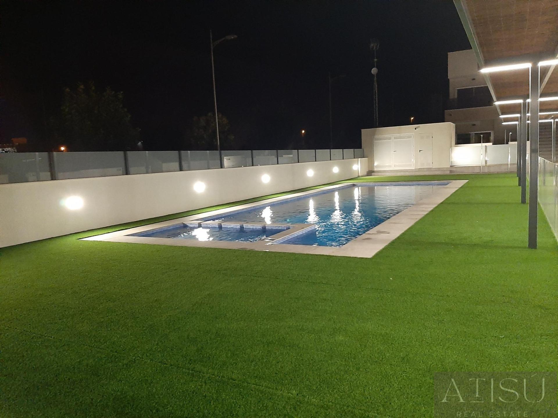 Venta de villa en Pilar de la horadada