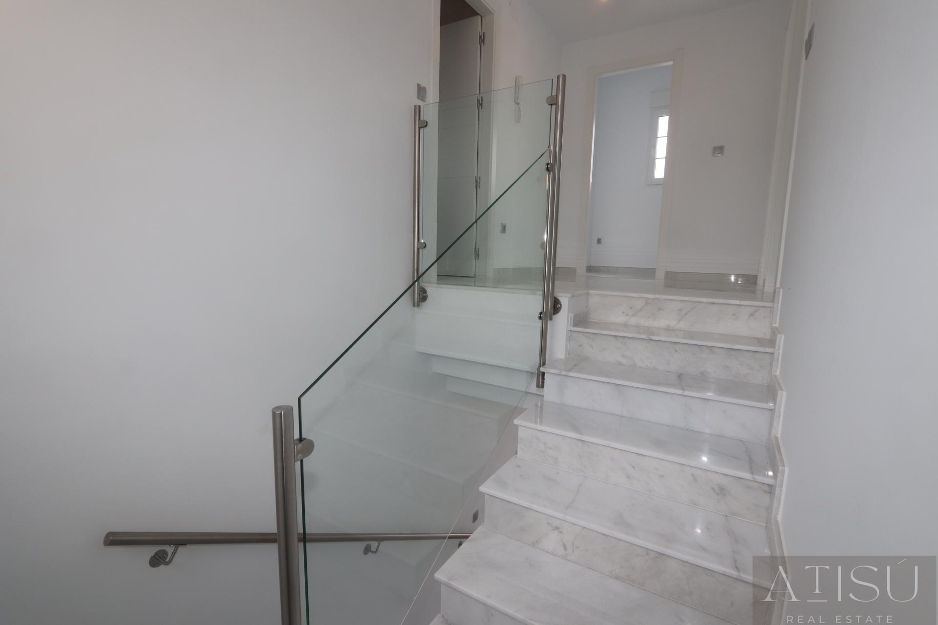 Venta de villa en Pinoso