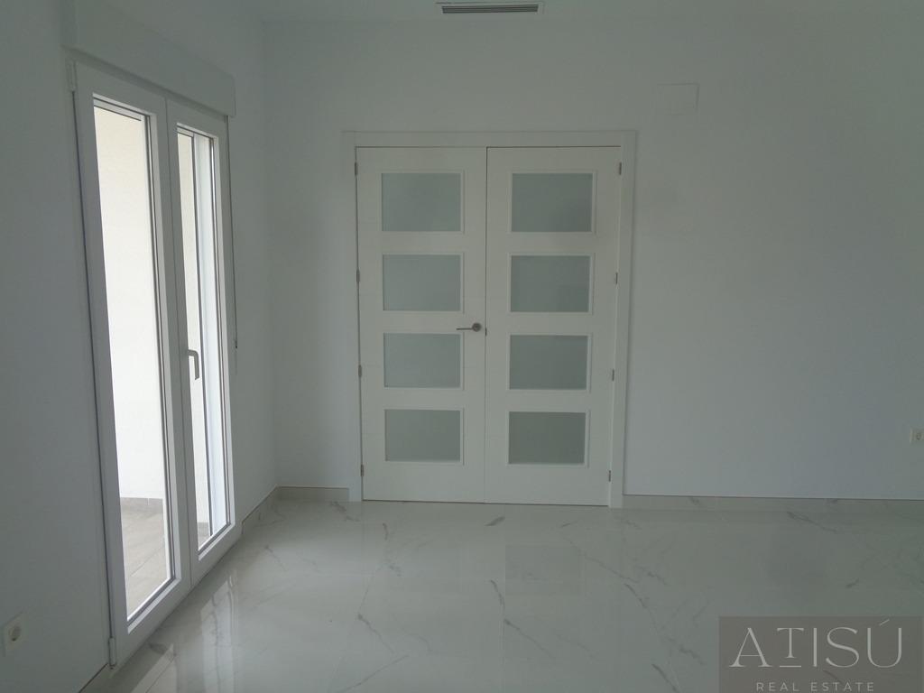 Venta de villa en Pinoso