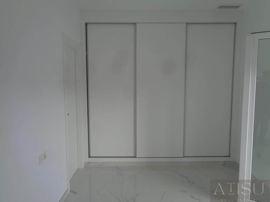 Venta de villa en Pinoso