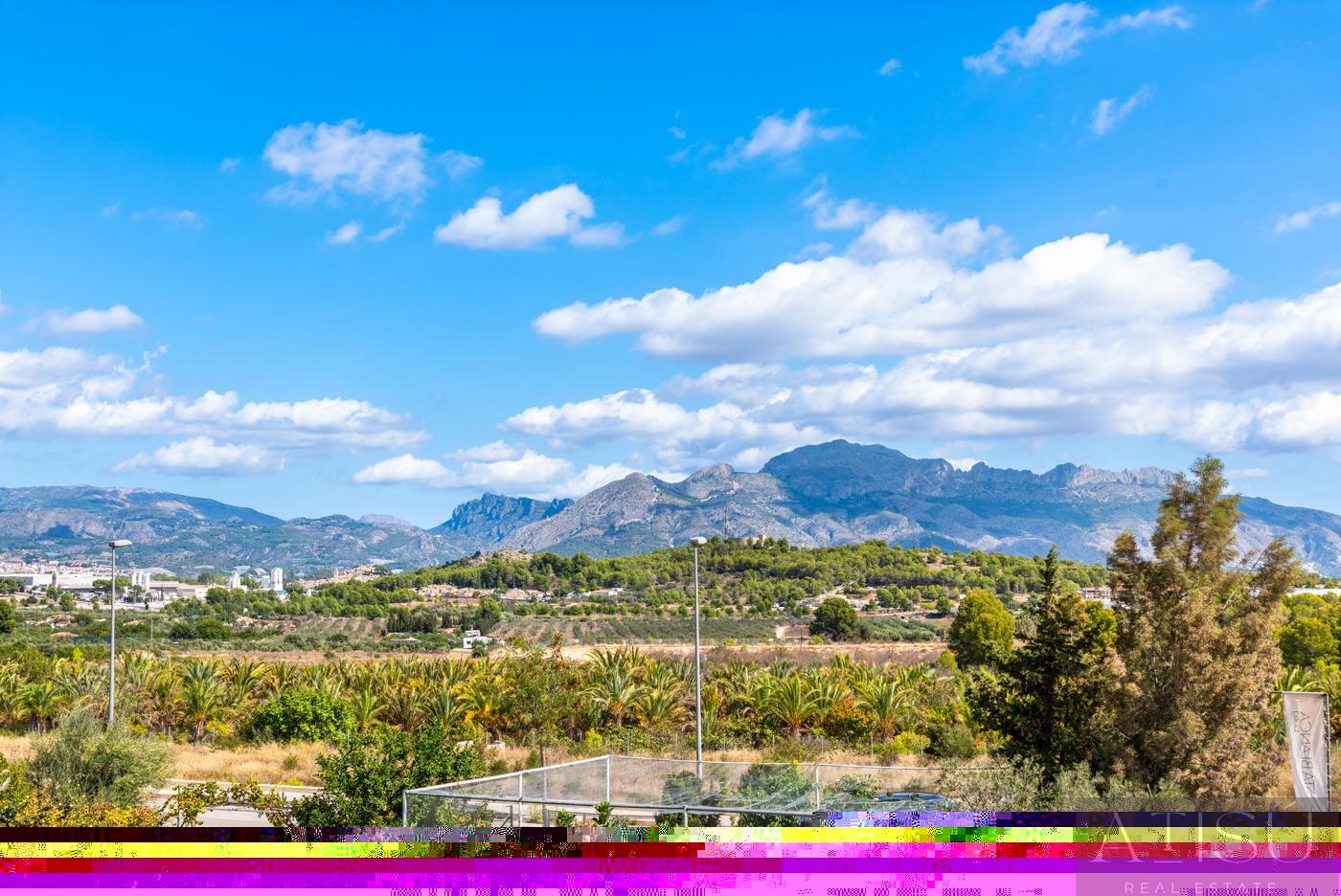 Venta de villa en Polop