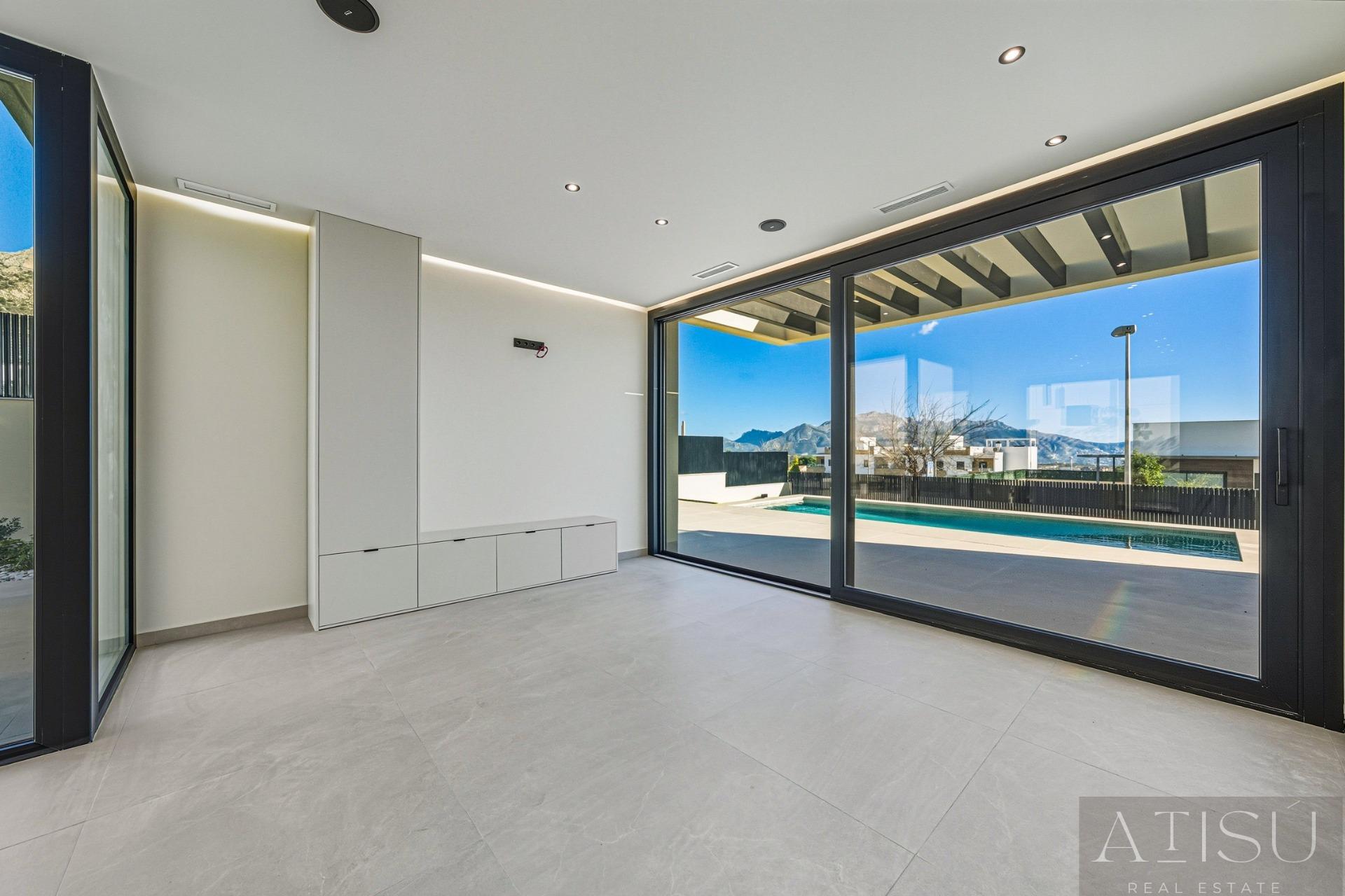 Venta de villa en Polop
