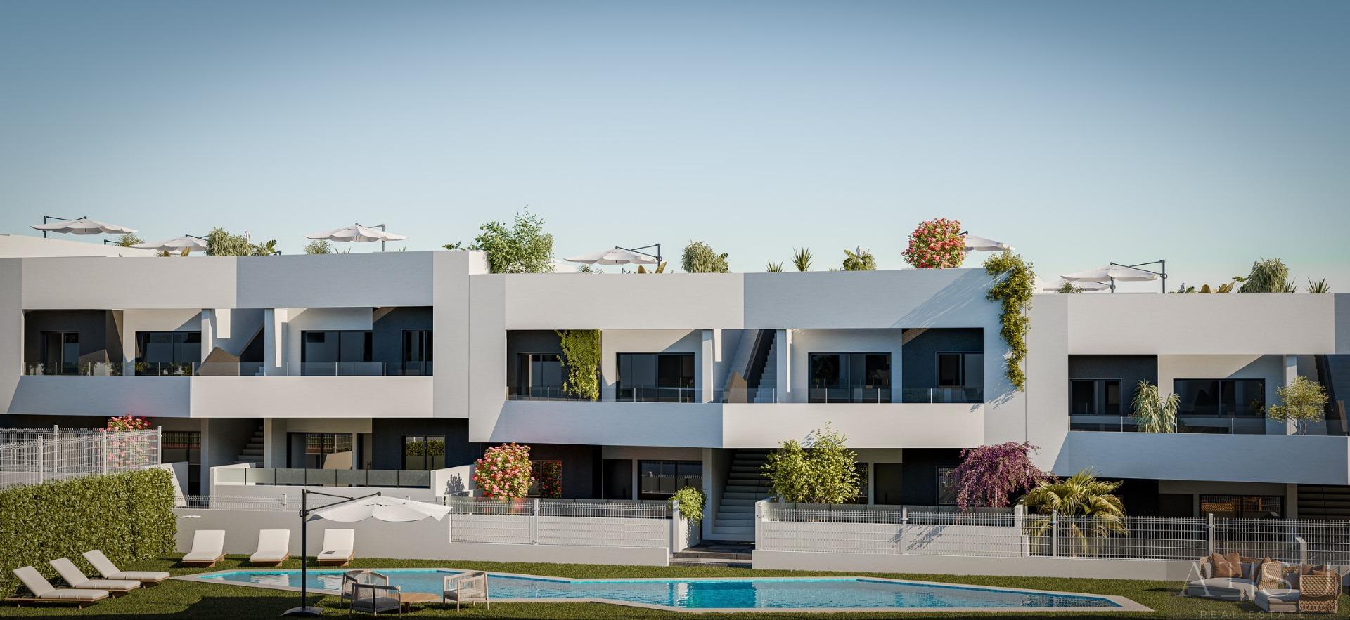 Venta de bungalow en San miguel de salinas