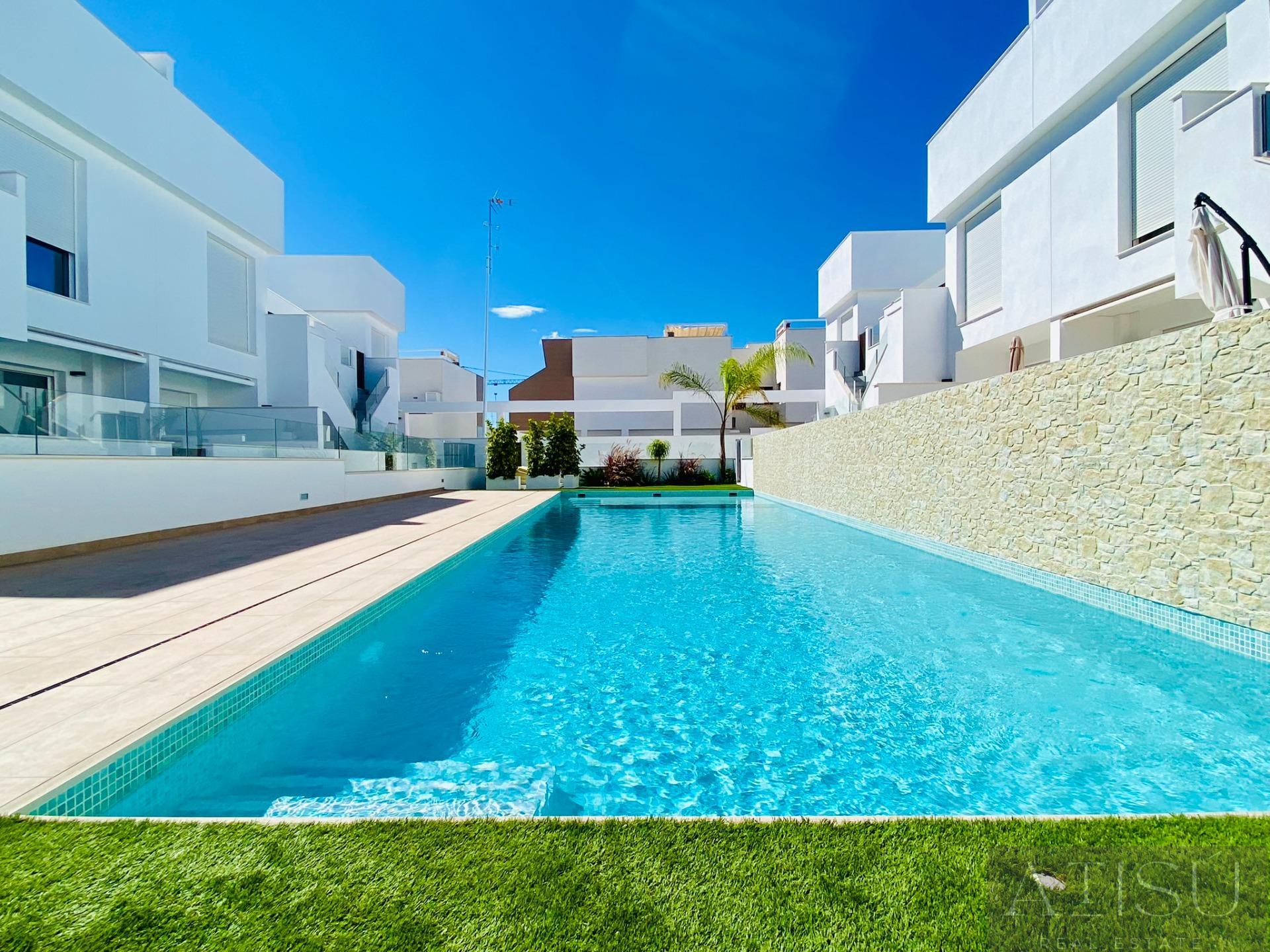Venta de bungalow en Pilar de la horadada