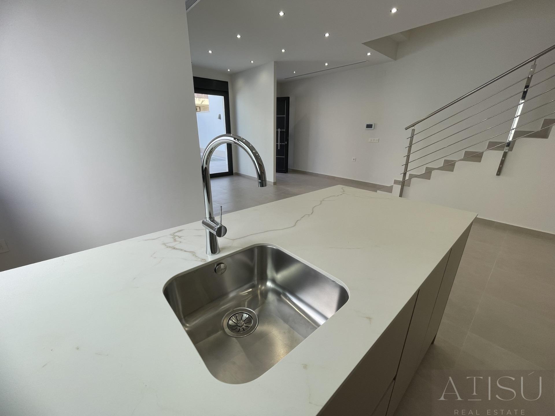 Venta de villa en Almoradi