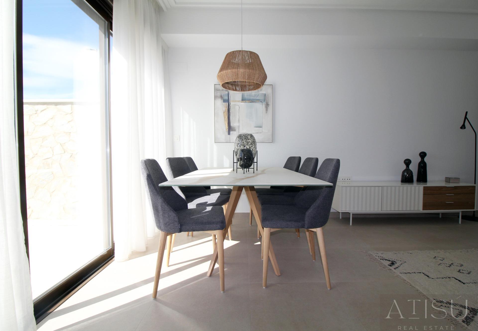 Venta de villa en Pilar de la horadada
