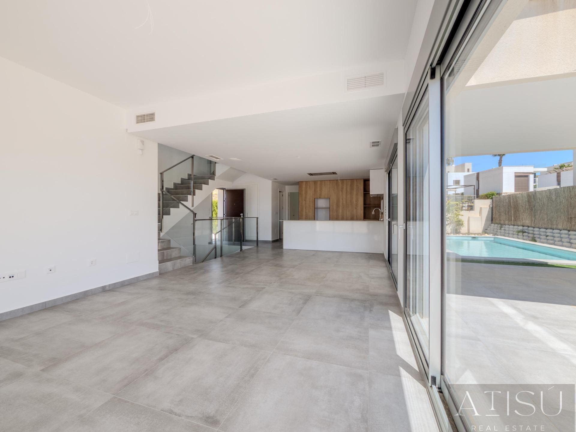 Venta de villa en Algorfa