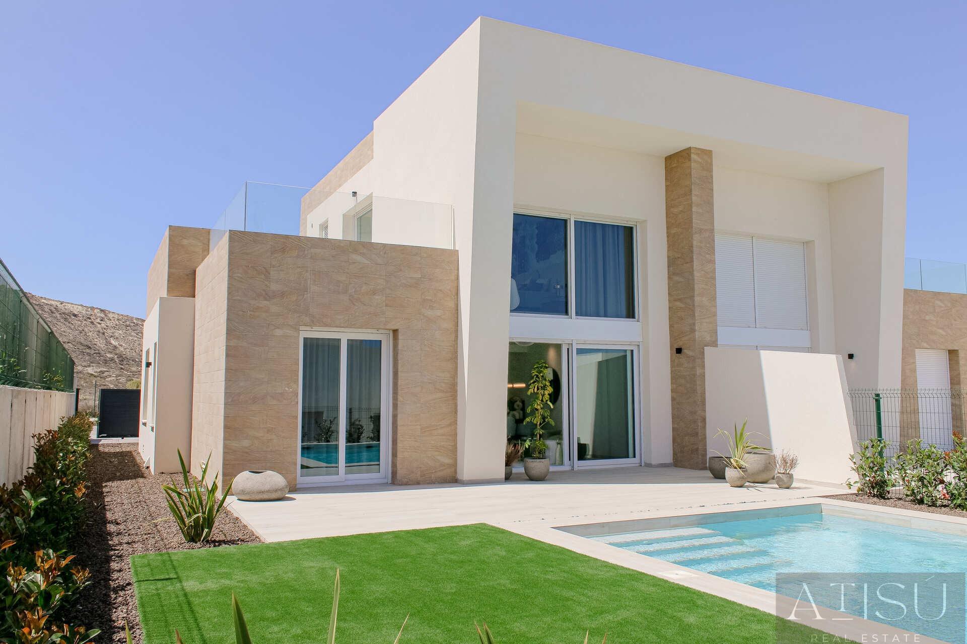 Venta de villa en Algorfa