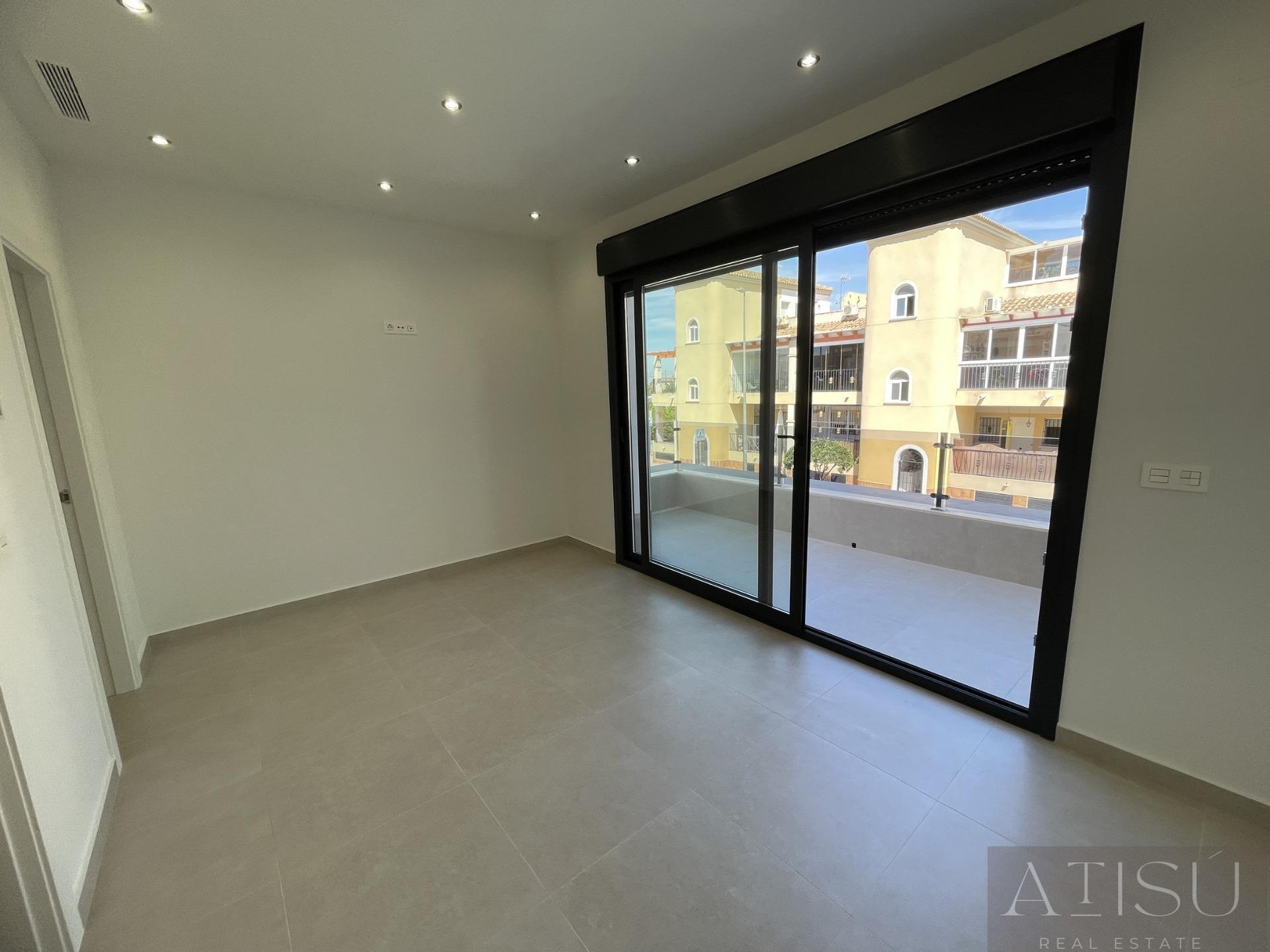 Venta de villa en Almoradi