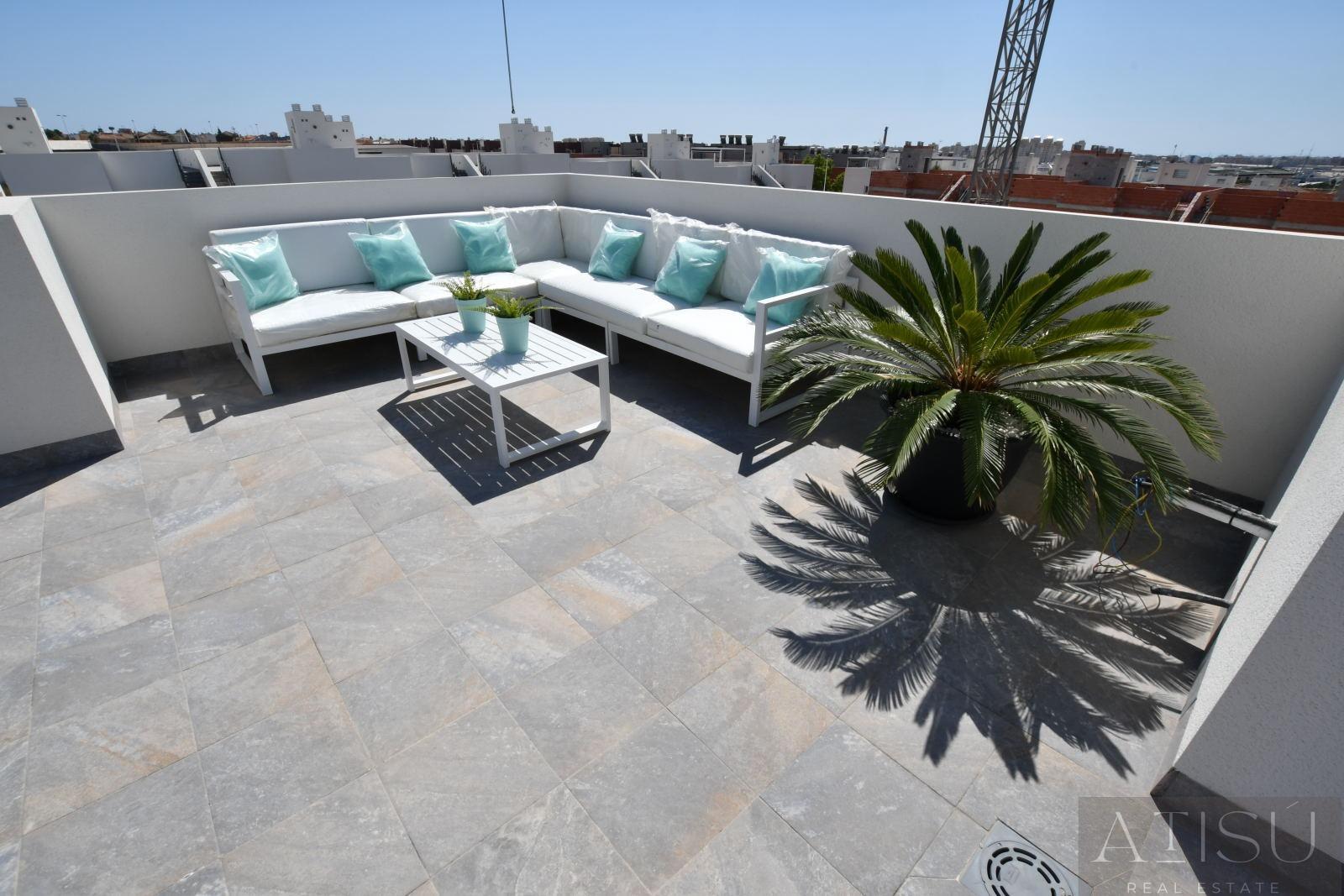 Venta de bungalow en San miguel de salinas