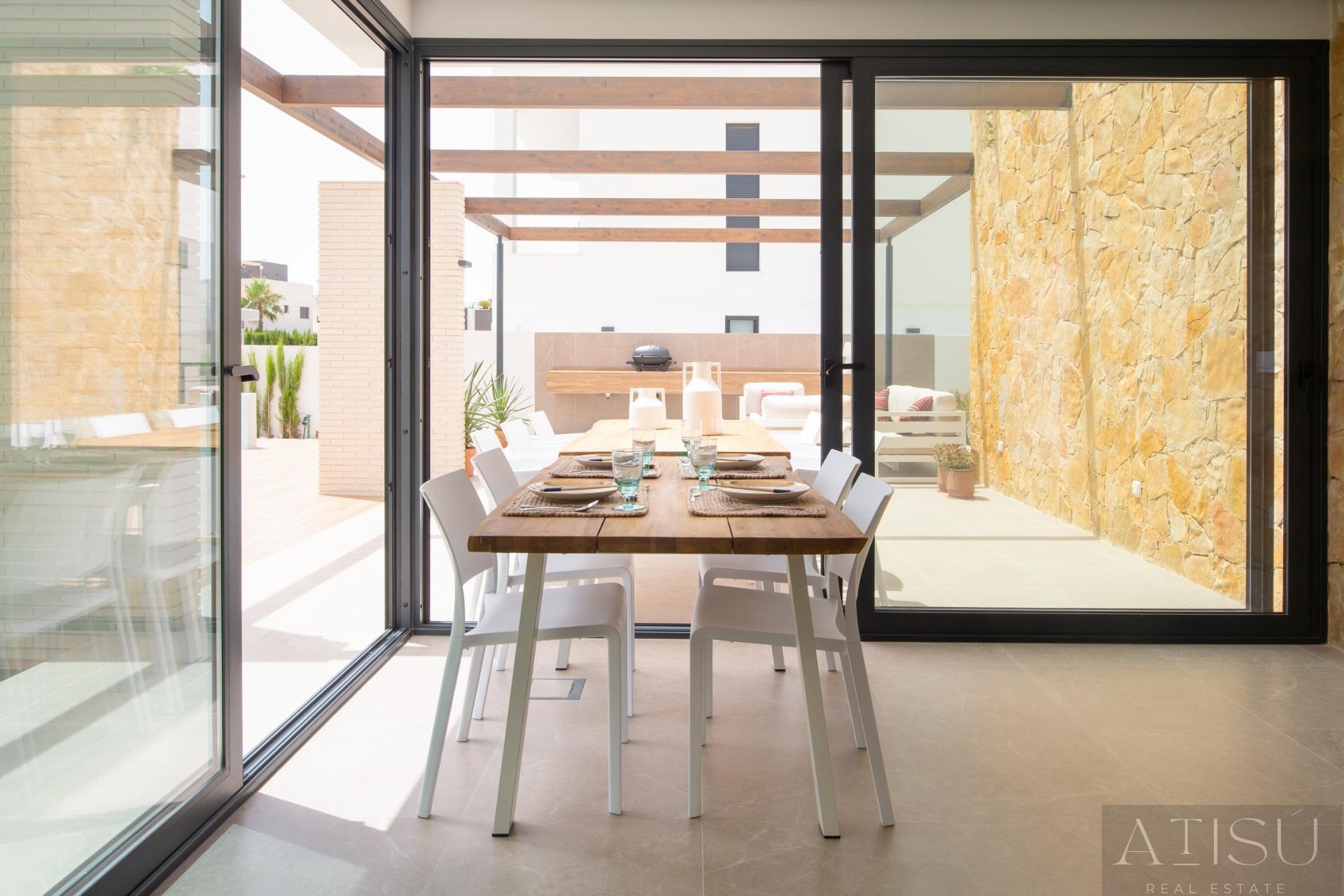 For sale of villa in Orihuela costa
