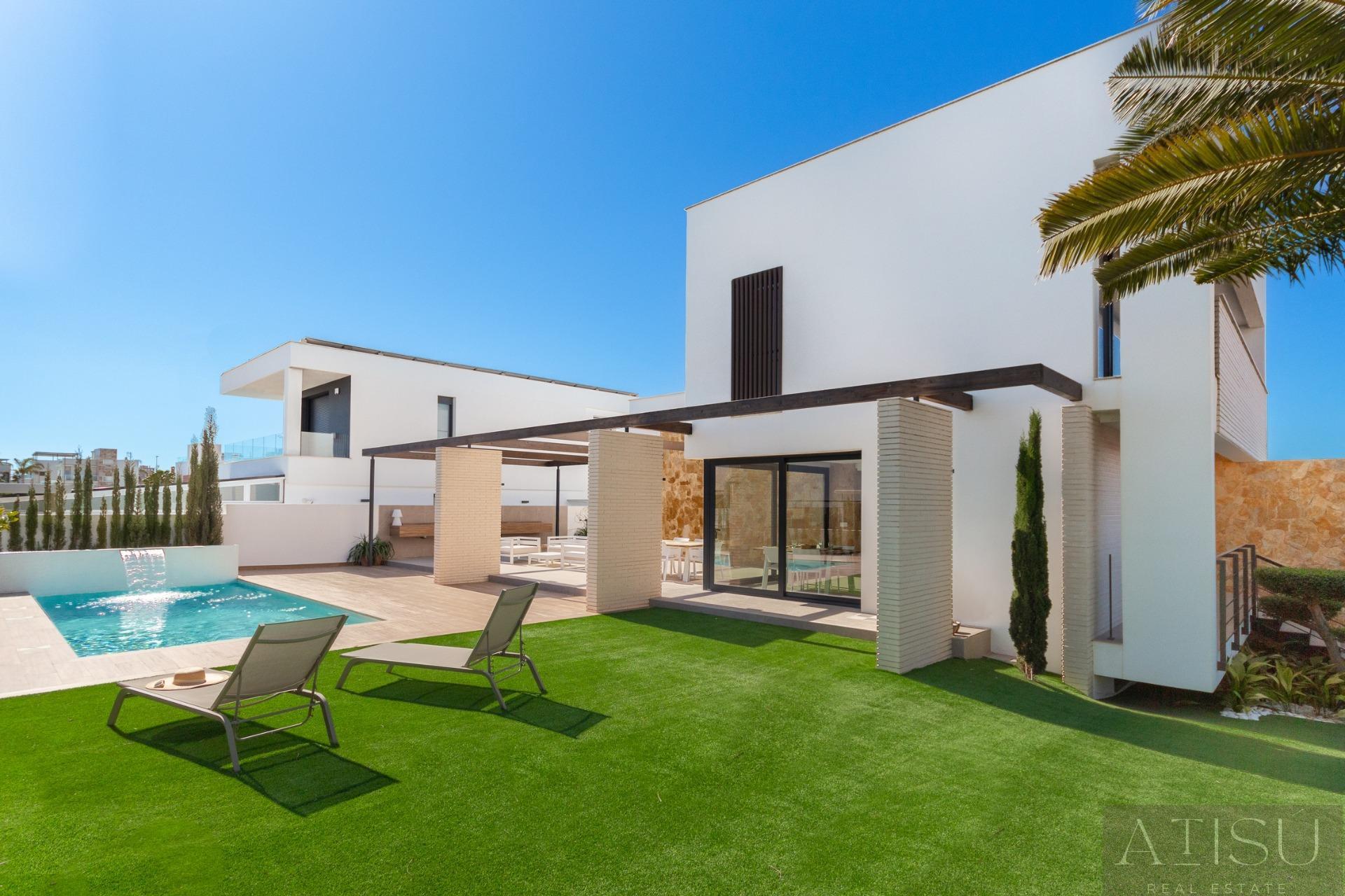 For sale of villa in Orihuela costa