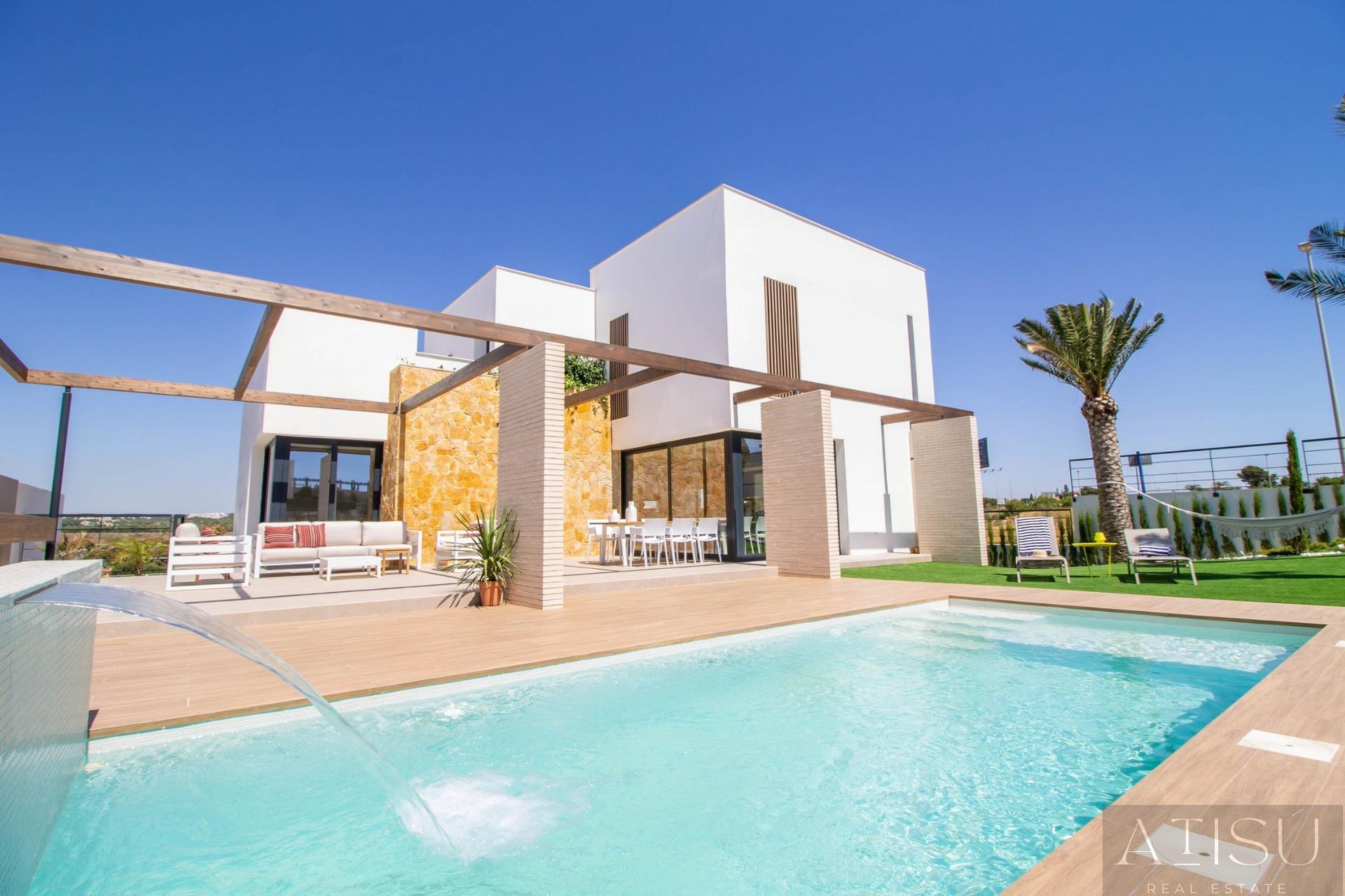 For sale of villa in Orihuela costa