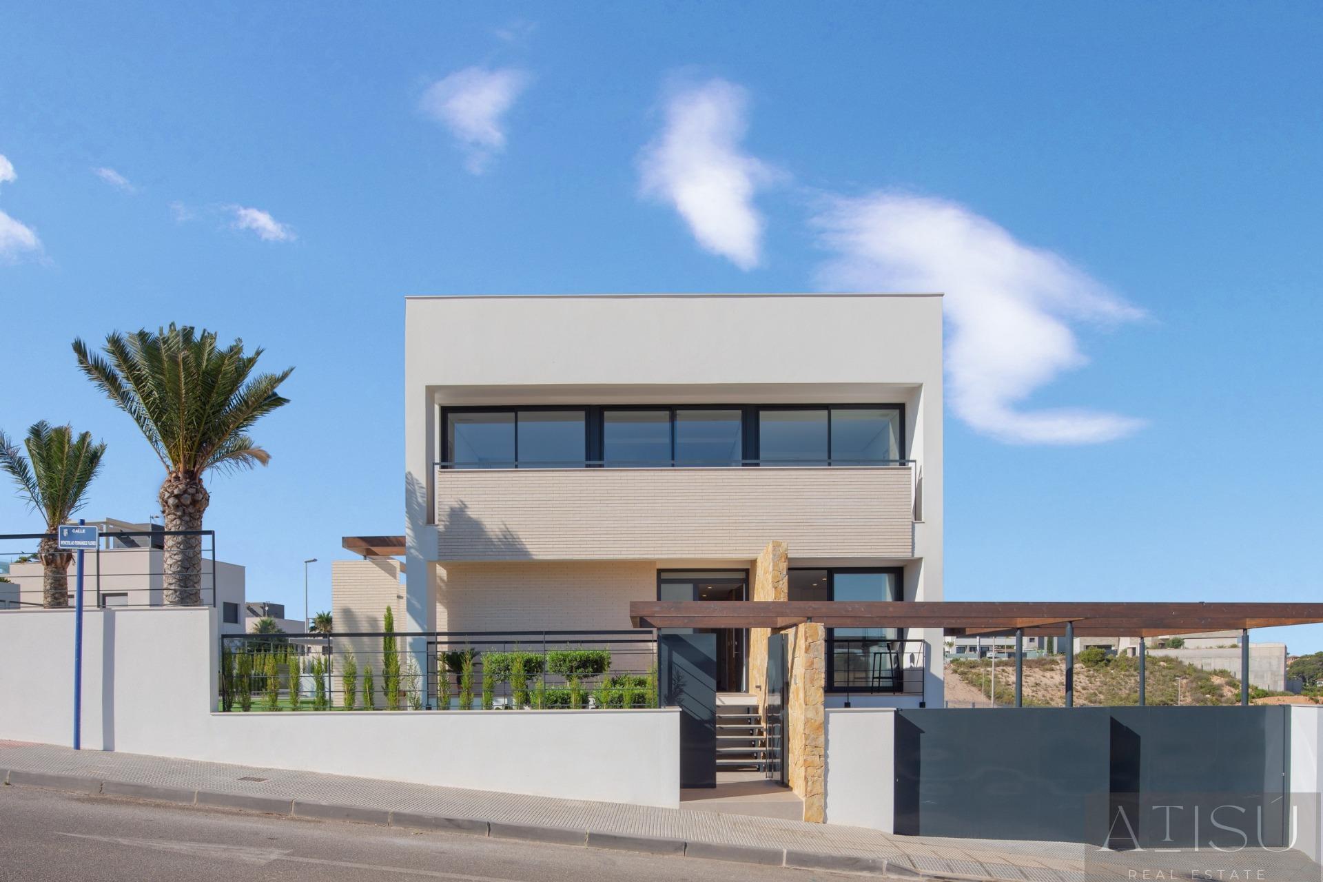 For sale of villa in Orihuela costa