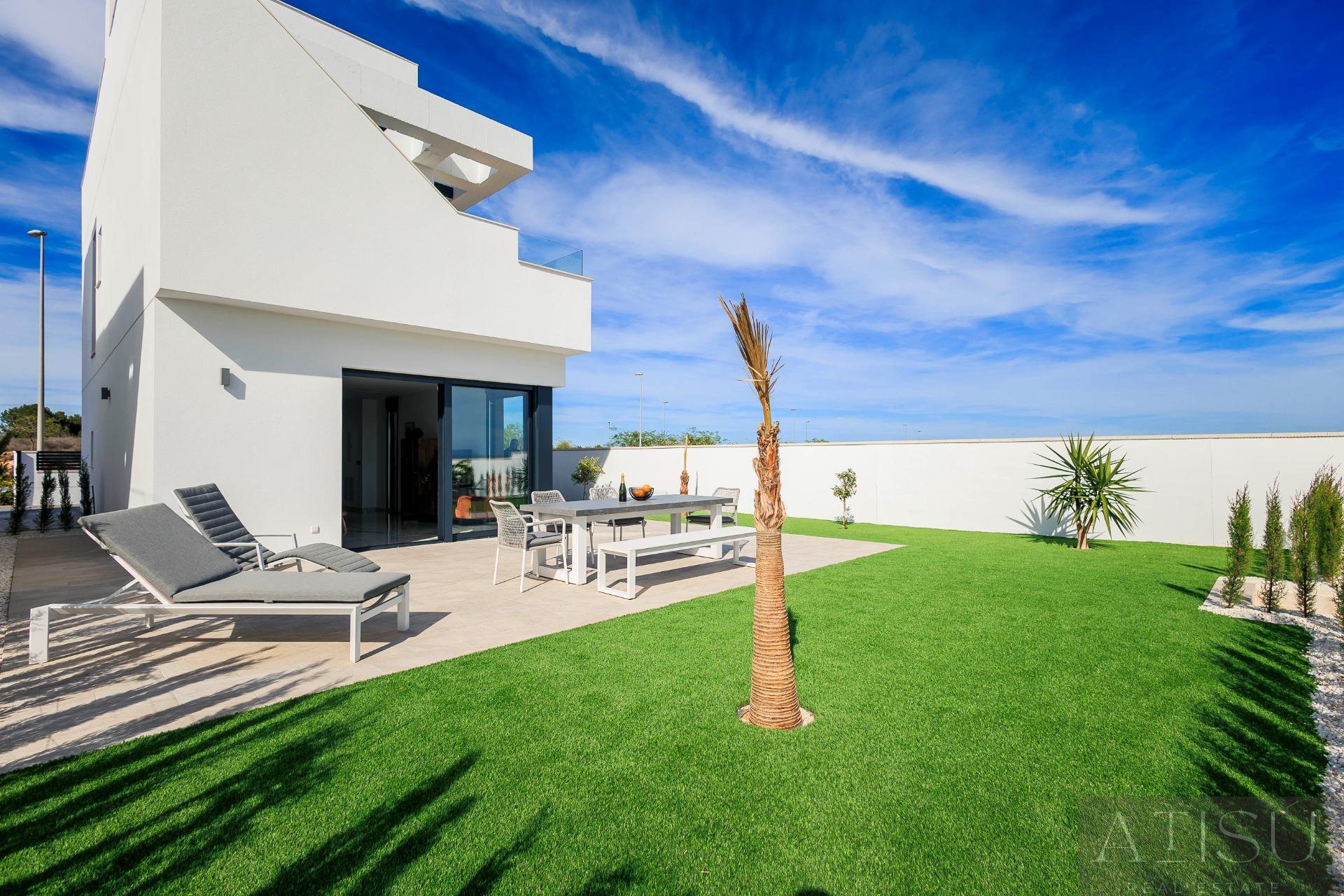 Venta de villa en Pilar de la horadada