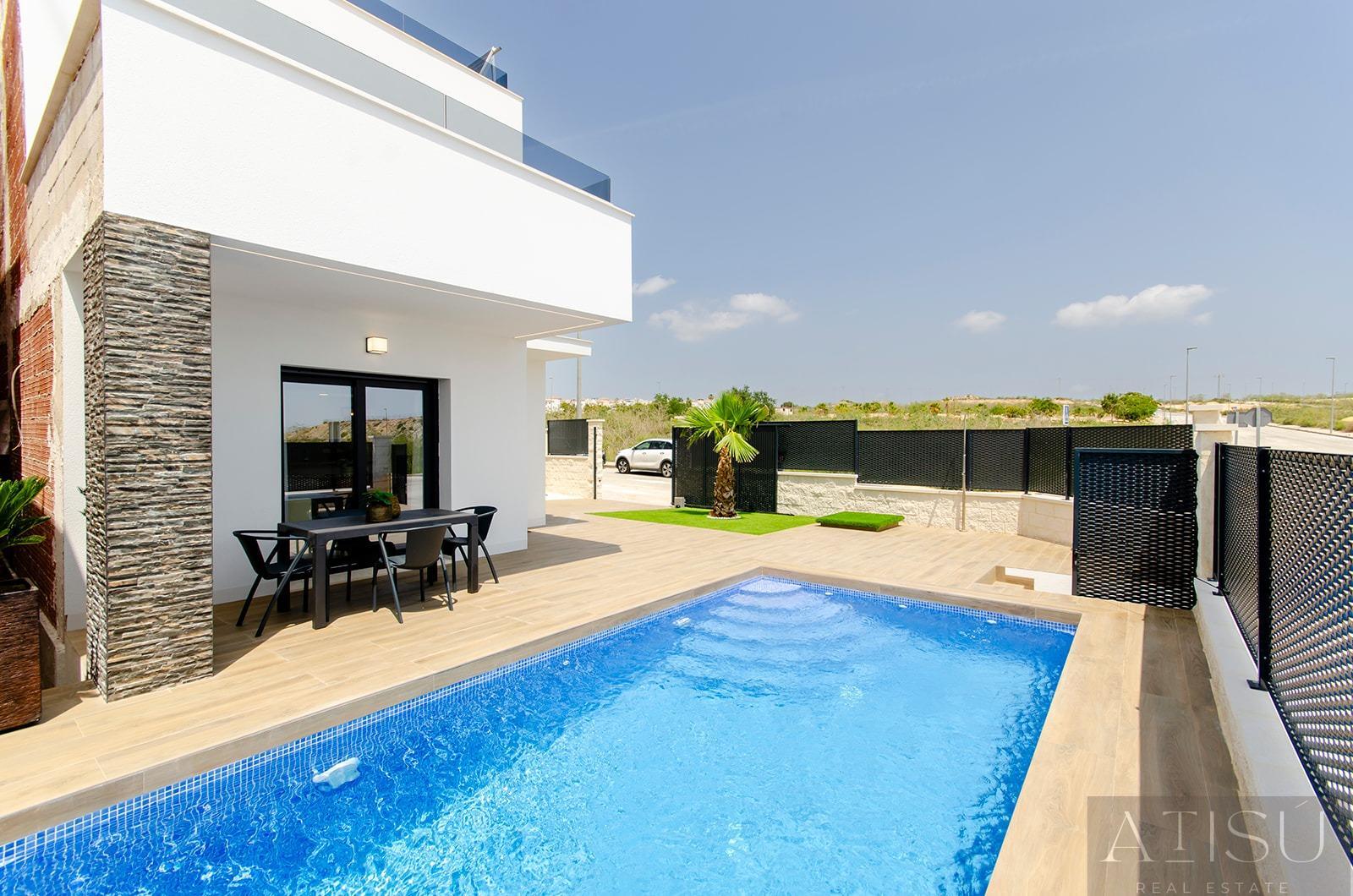 Venta de villa en Orihuela
