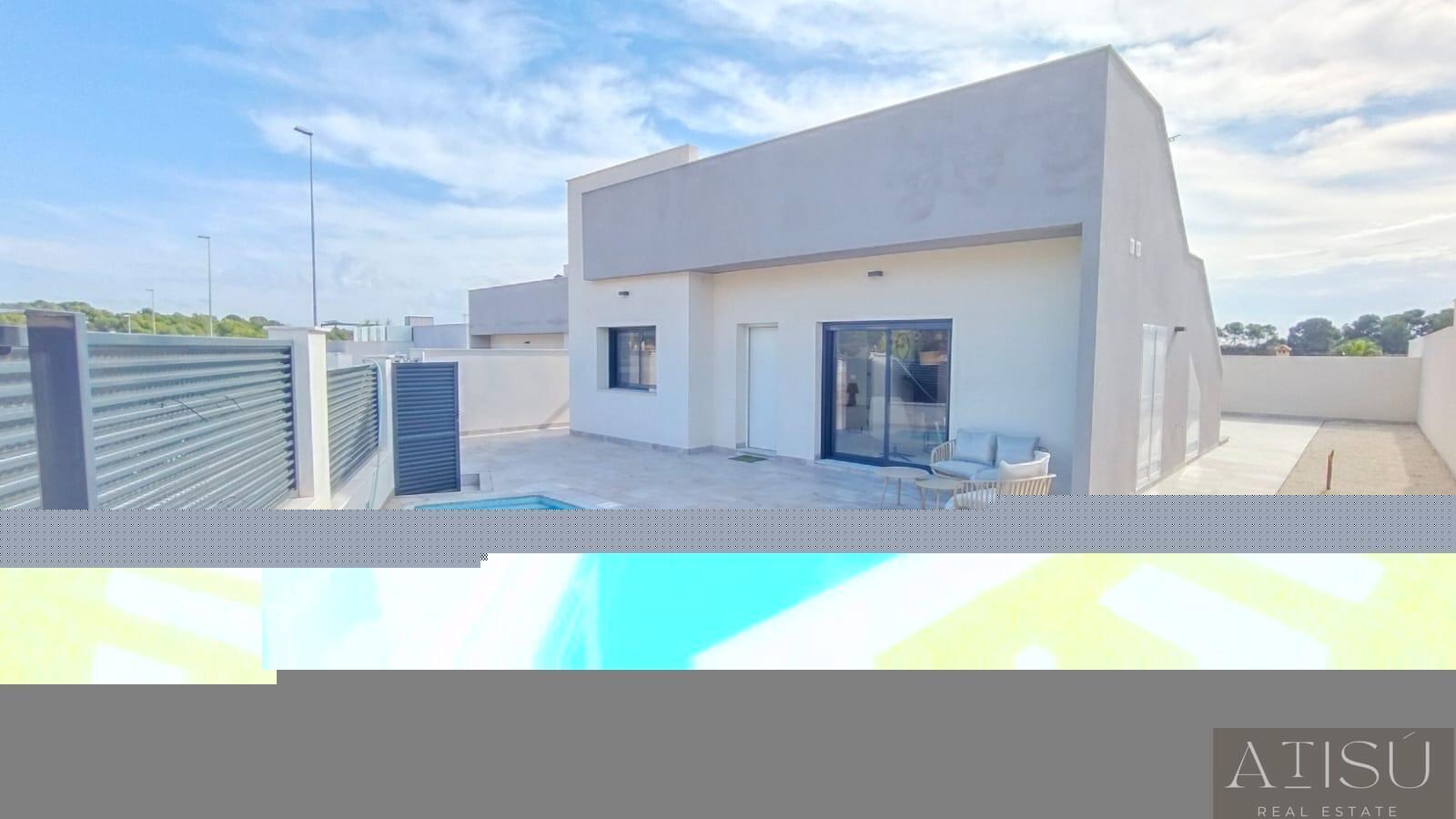 Venta de villa en Pilar de la horadada