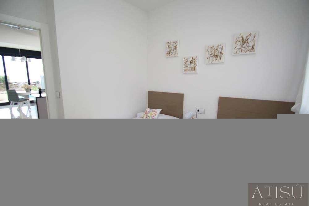 Venta de villa en San miguel de salinas