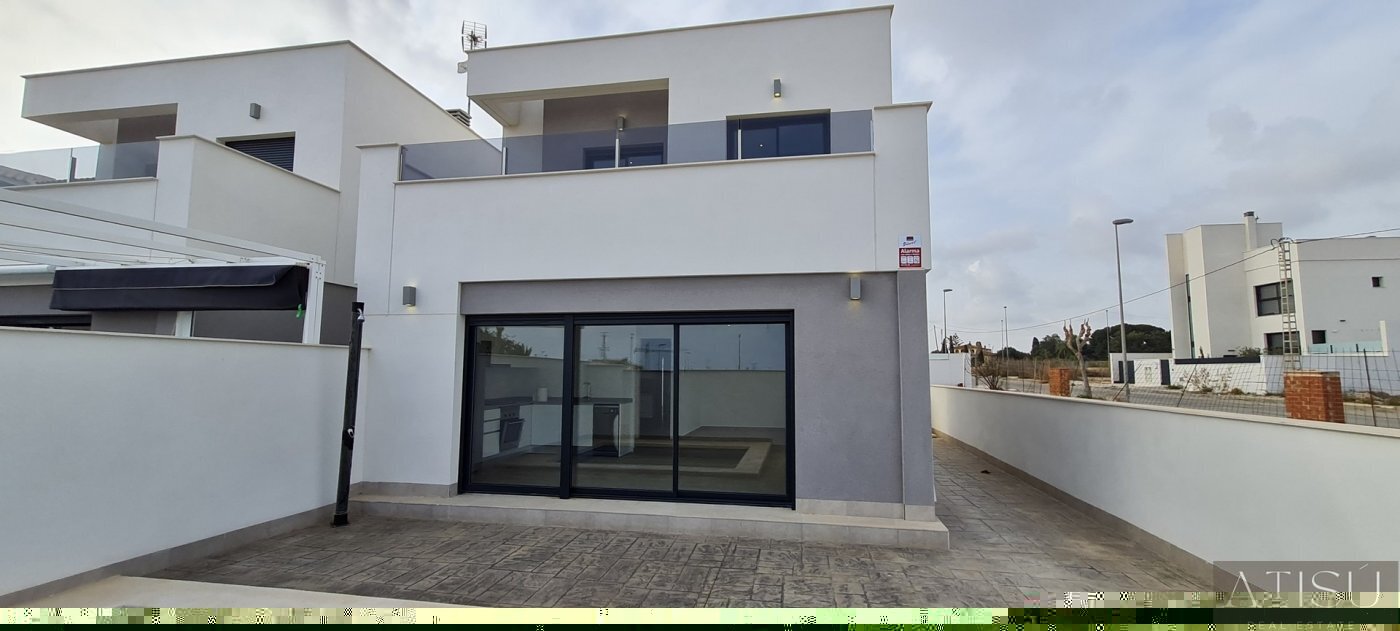 Venta de villa en Orihuela costa