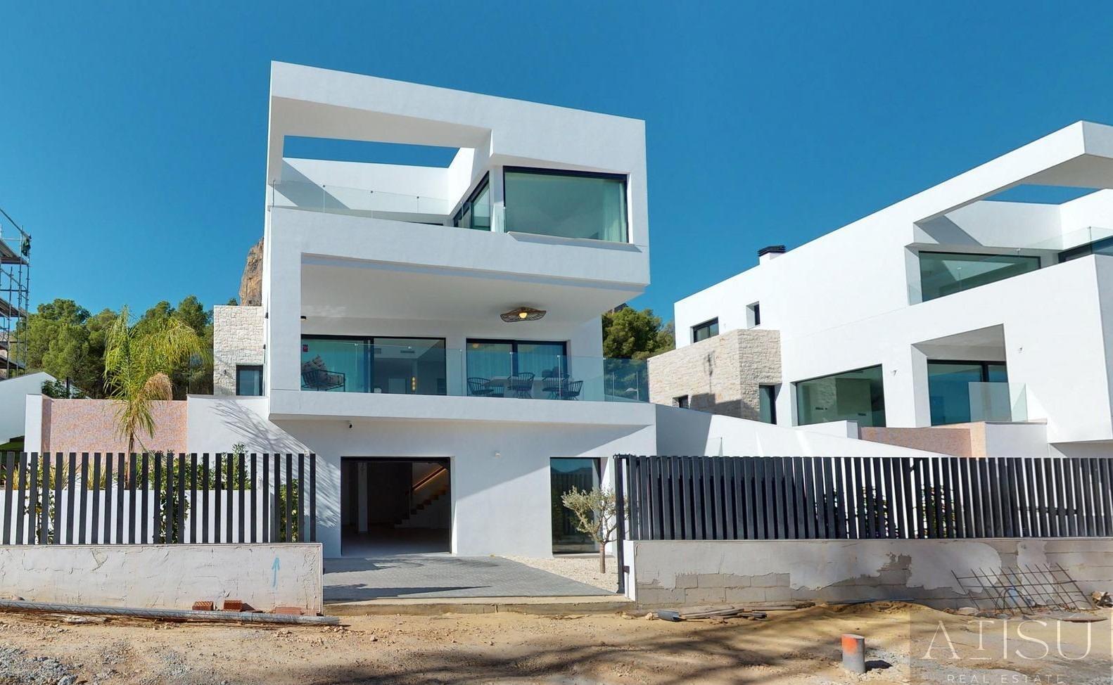 Venta de villa en Polop
