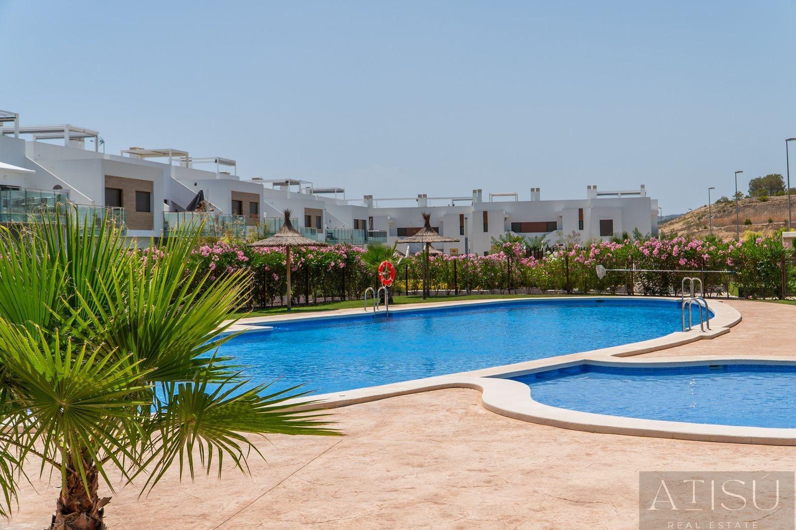 Venta de villa en Orihuela