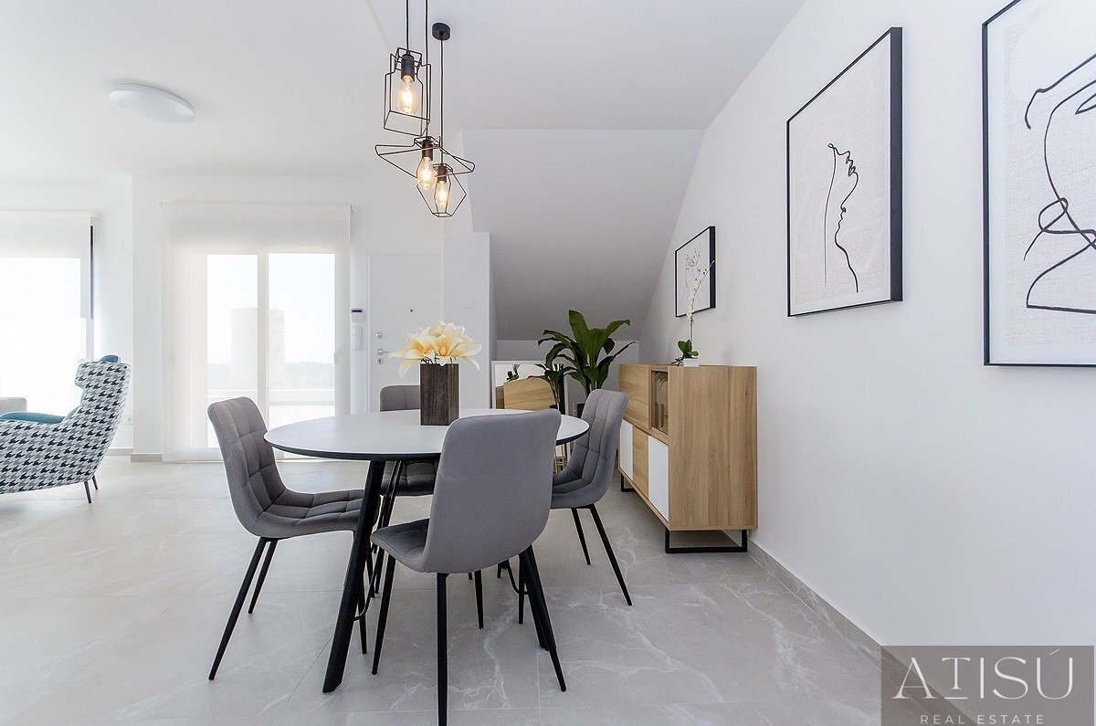 Venta de bungalow en San miguel de salinas