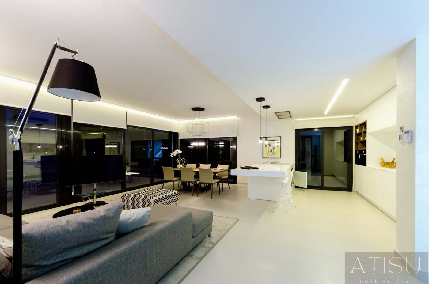 Venta de villa en Orihuela costa