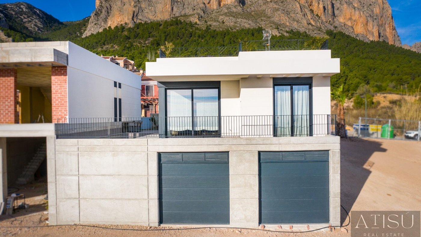 Venta de villa en Polop