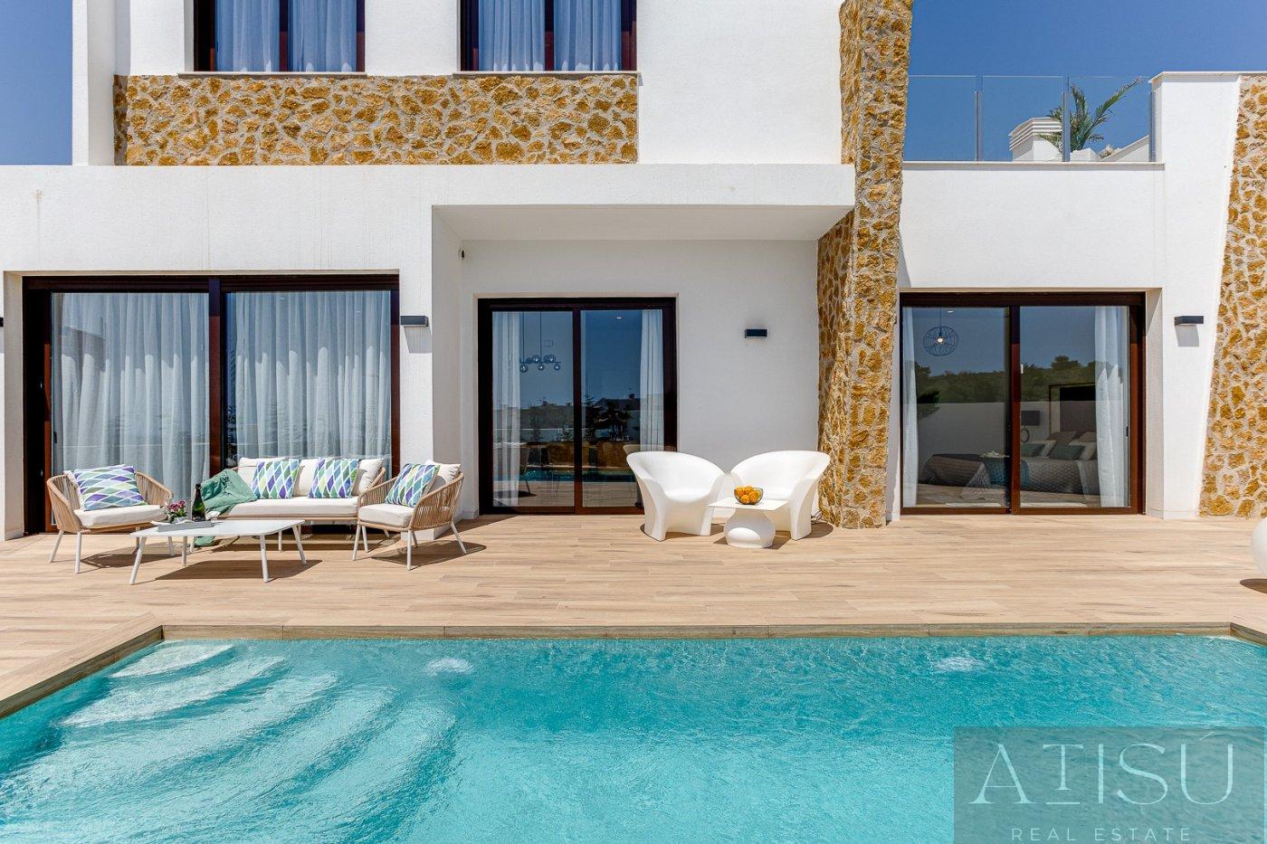 For sale of villa in Finestrat