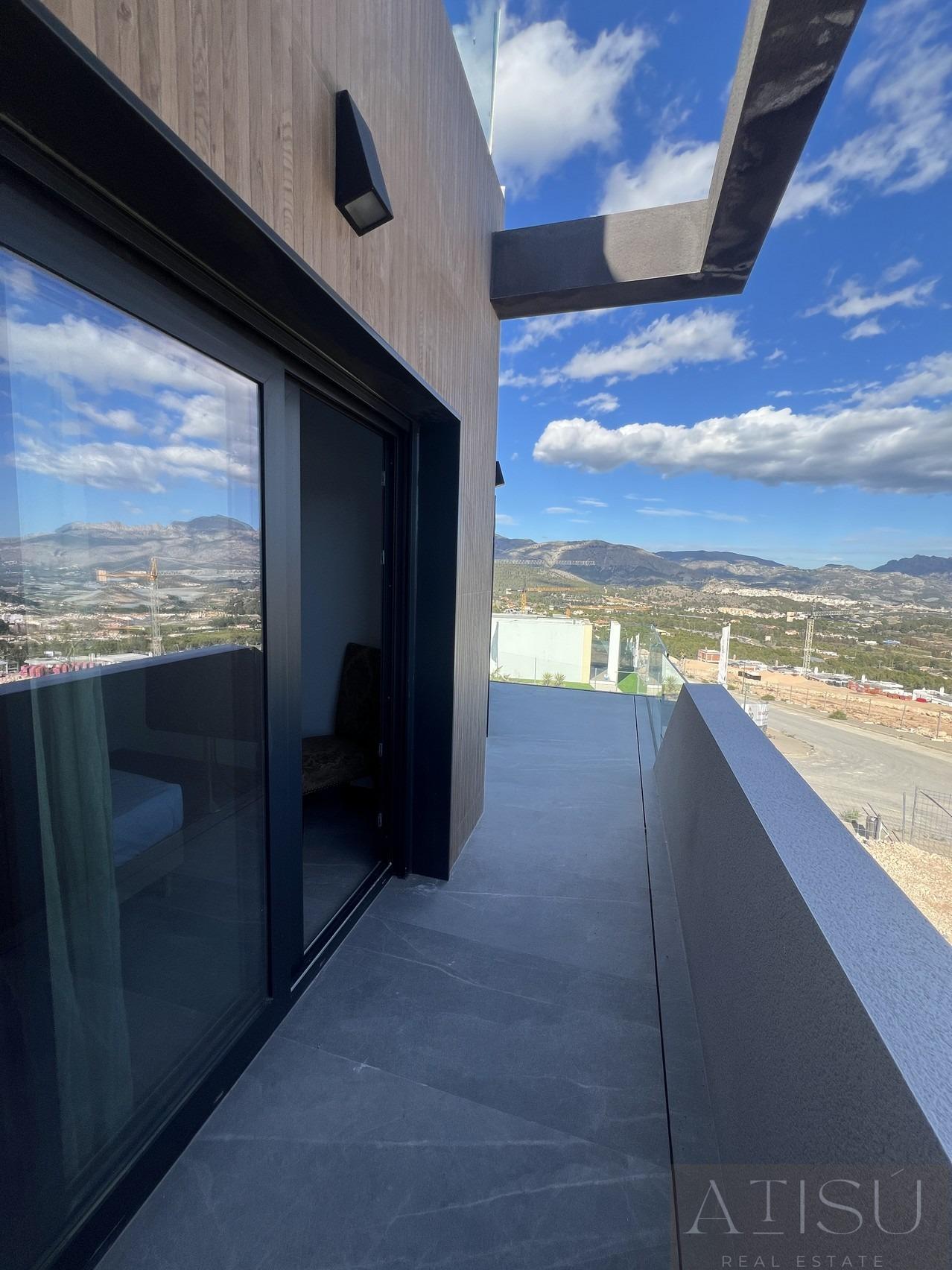 Venta de villa en Polop