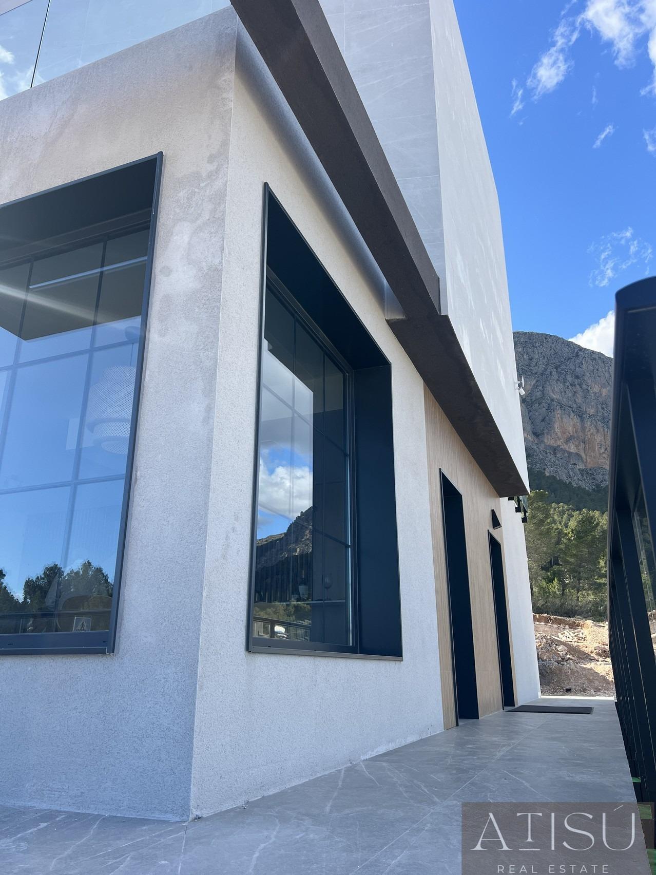 Venta de villa en Polop