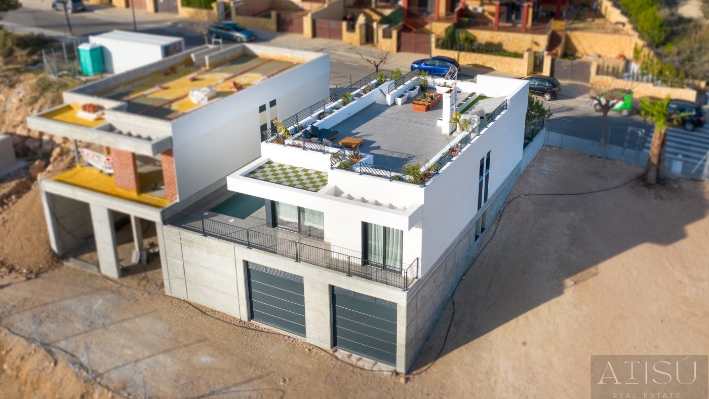 Venta de villa en Polop