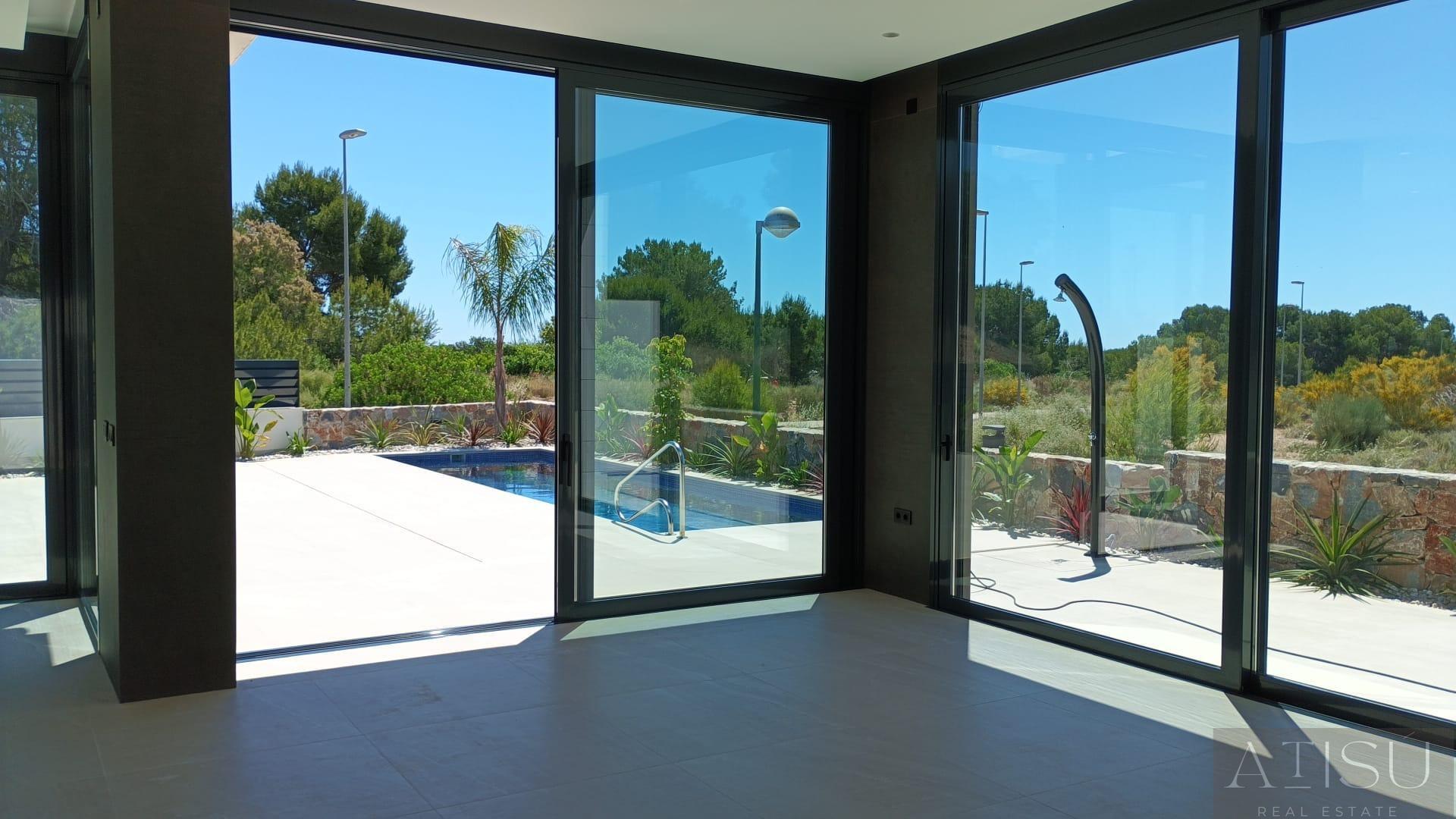 Venta de villa en Pilar de la horadada