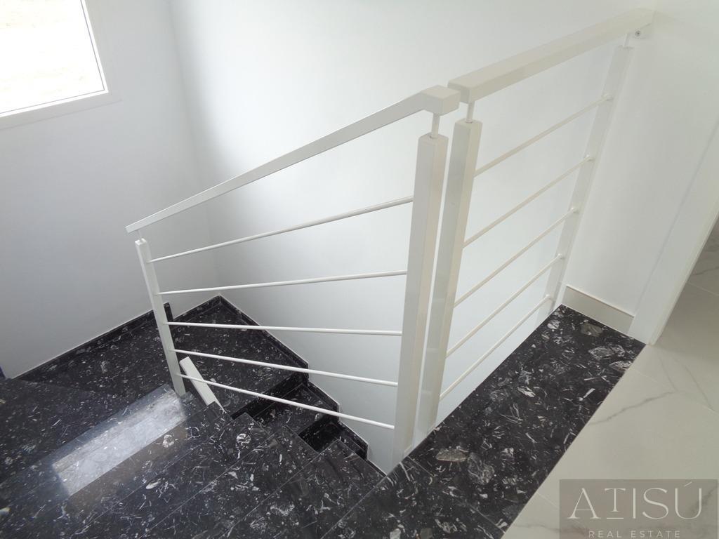 Venta de villa en Pinoso