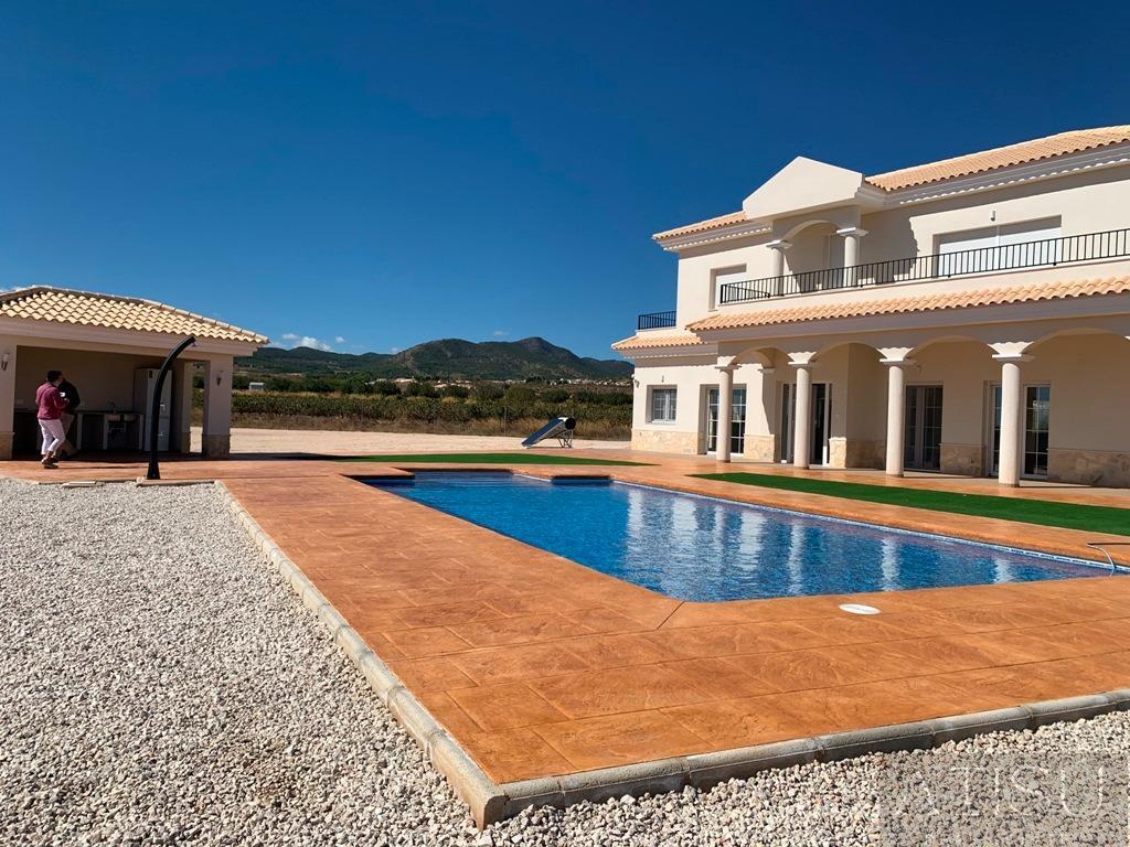 Venta de villa en Pinoso
