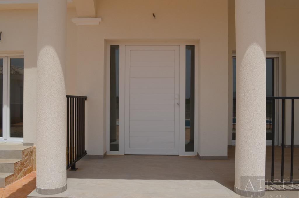 Venta de villa en Pinoso