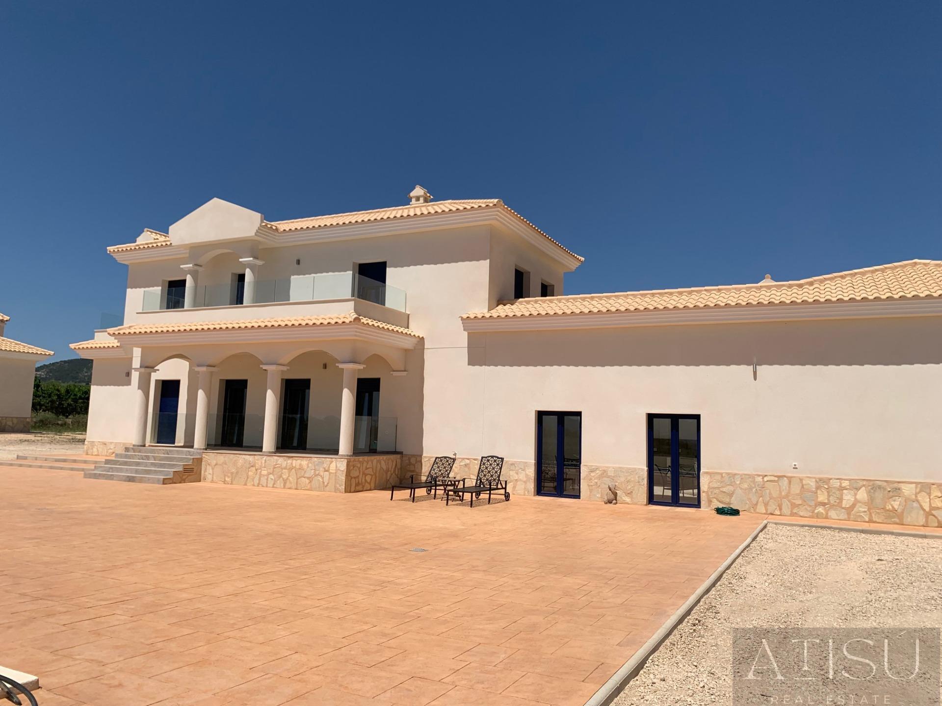 Venta de villa en Pinoso