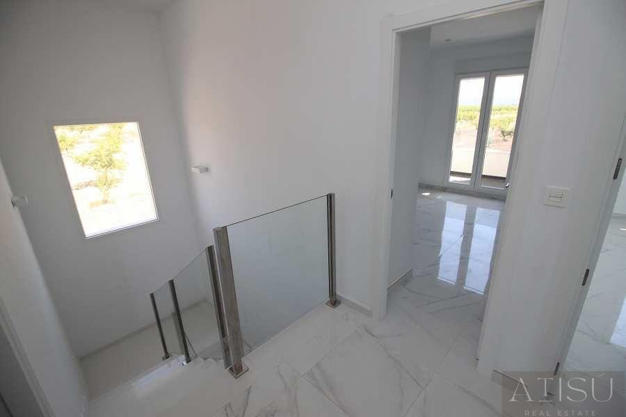 Venta de villa en Pinoso