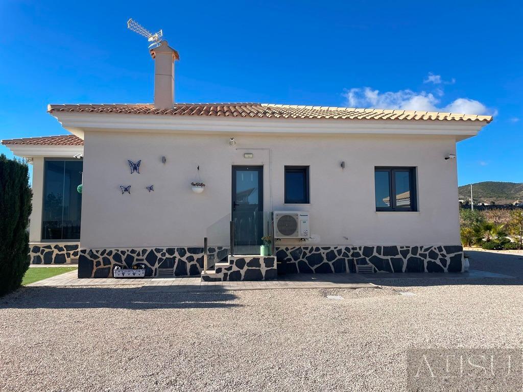 Venta de villa en Pinoso