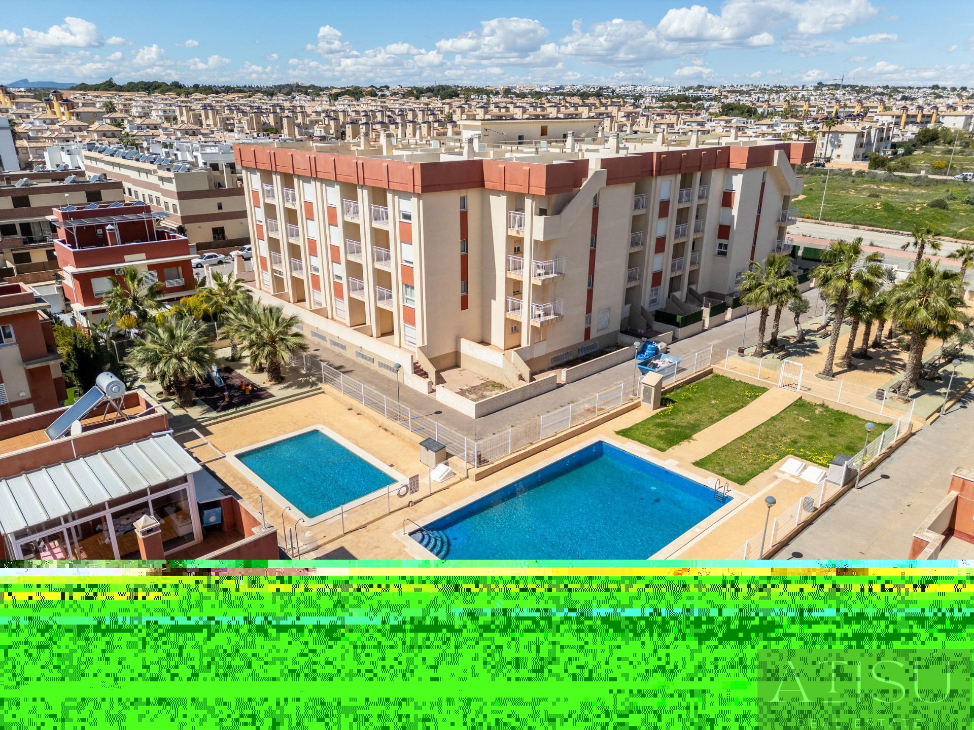 Zu verkaufen von penthouse in
 Orihuela costa