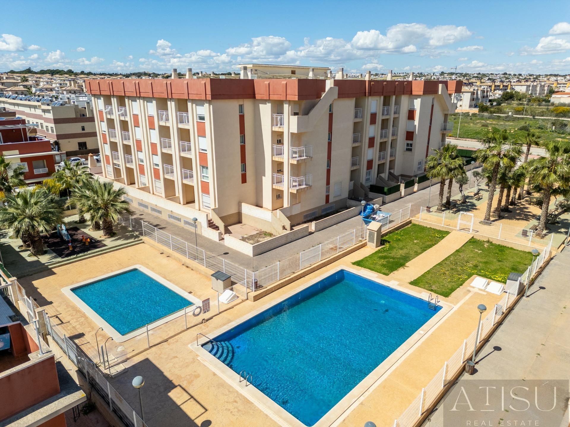 Zu verkaufen von penthouse in
 Orihuela costa