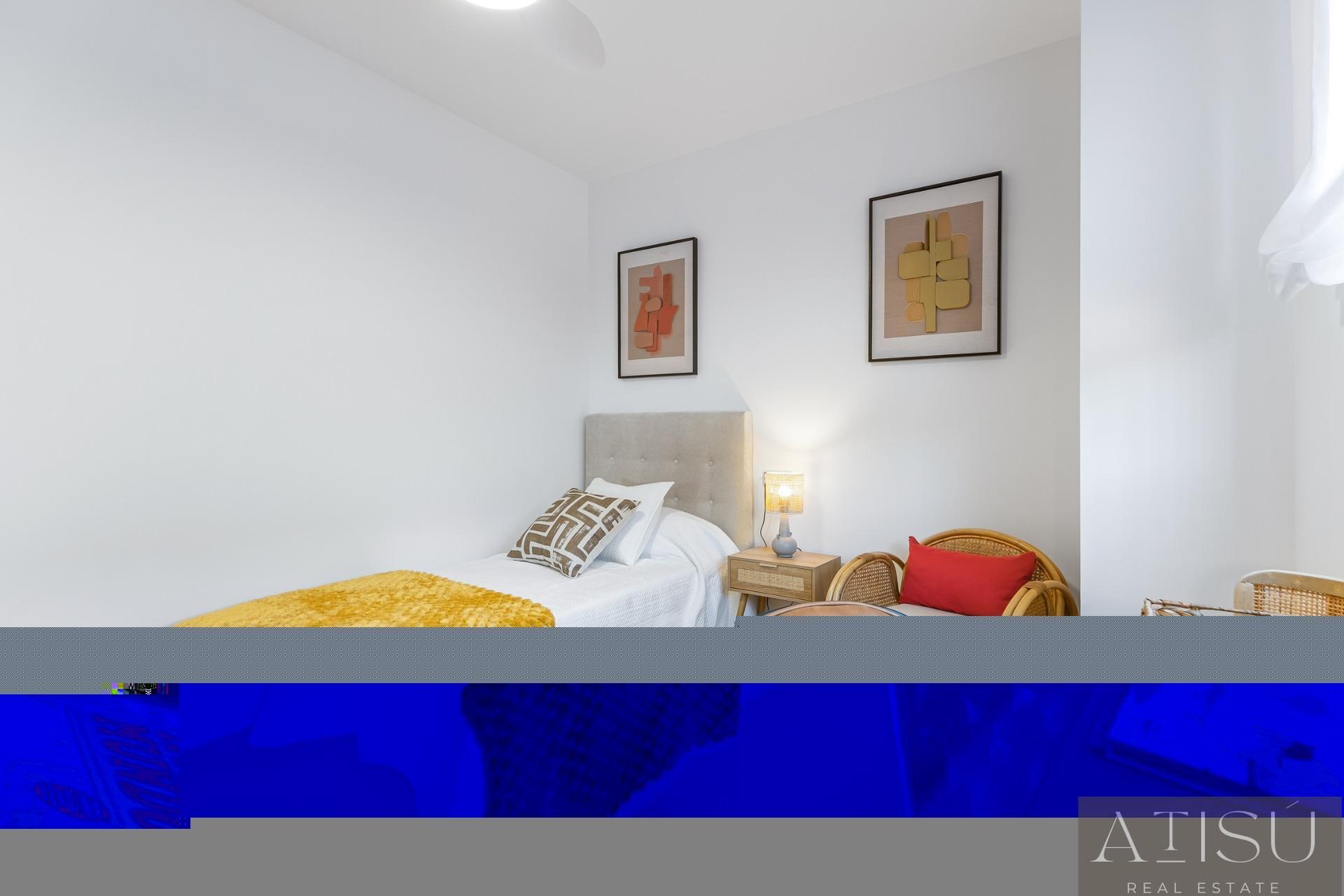 Zu verkaufen von penthouse in
 Orihuela costa