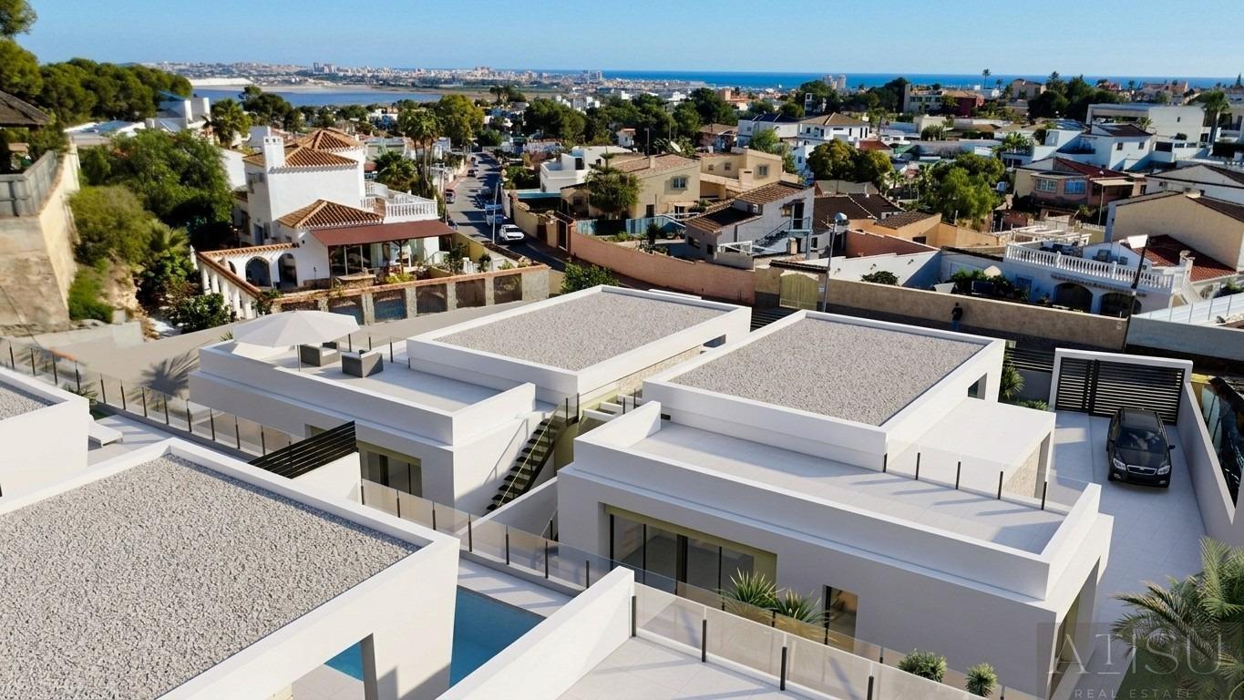Продажа от

 Виллa на Torrevieja