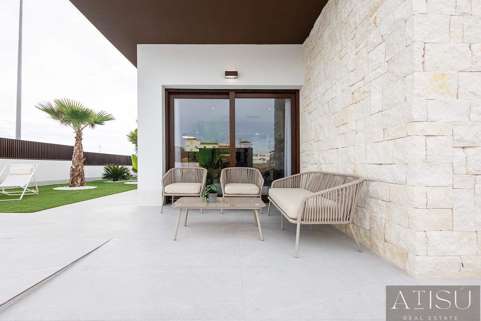 Zu verkaufen von villa in
 Orihuela