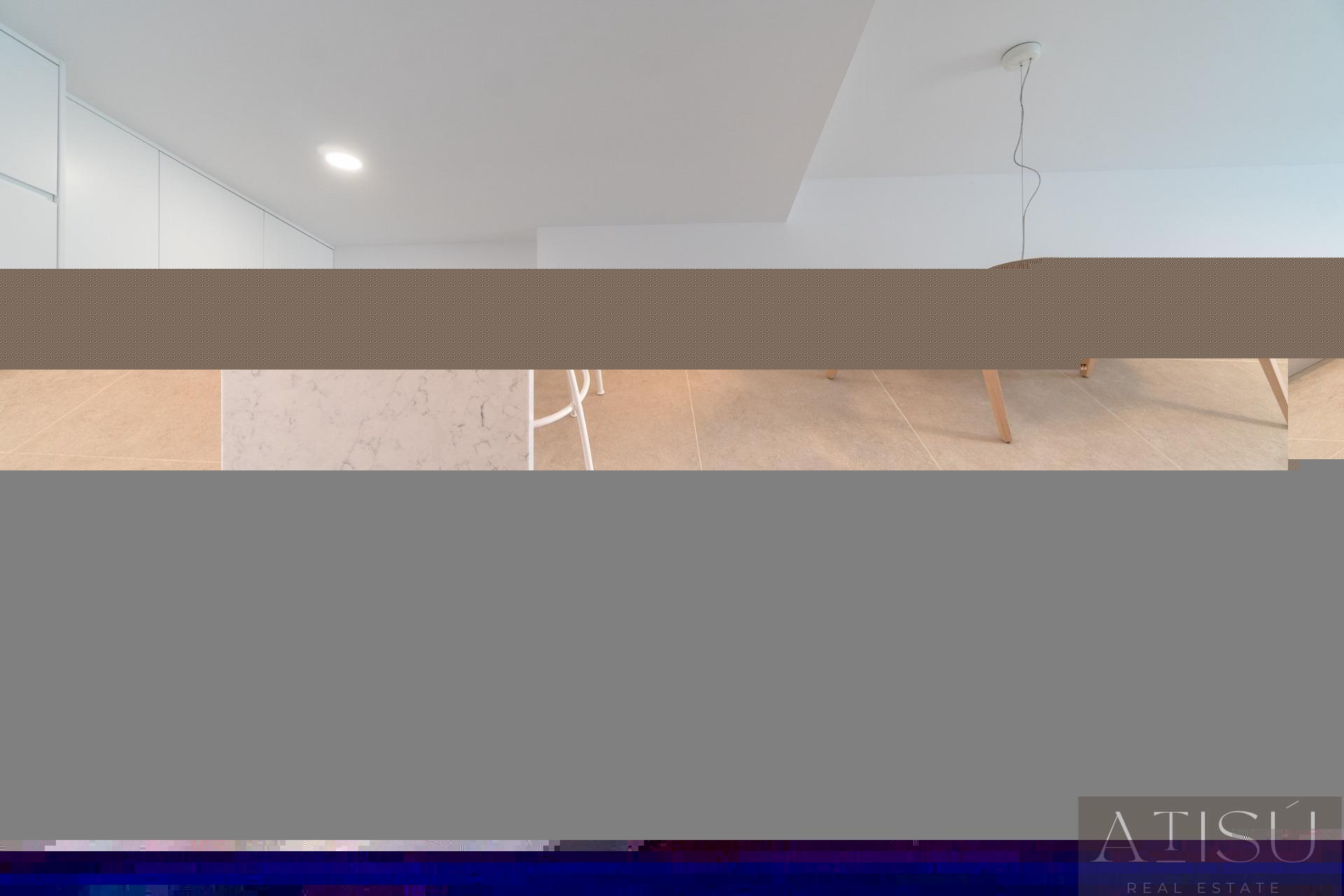 Zu verkaufen von penthouse in
 Orihuela costa